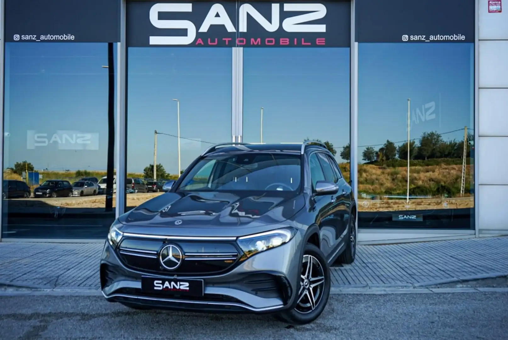 Mercedes-Benz EQB 250 250+ - 2