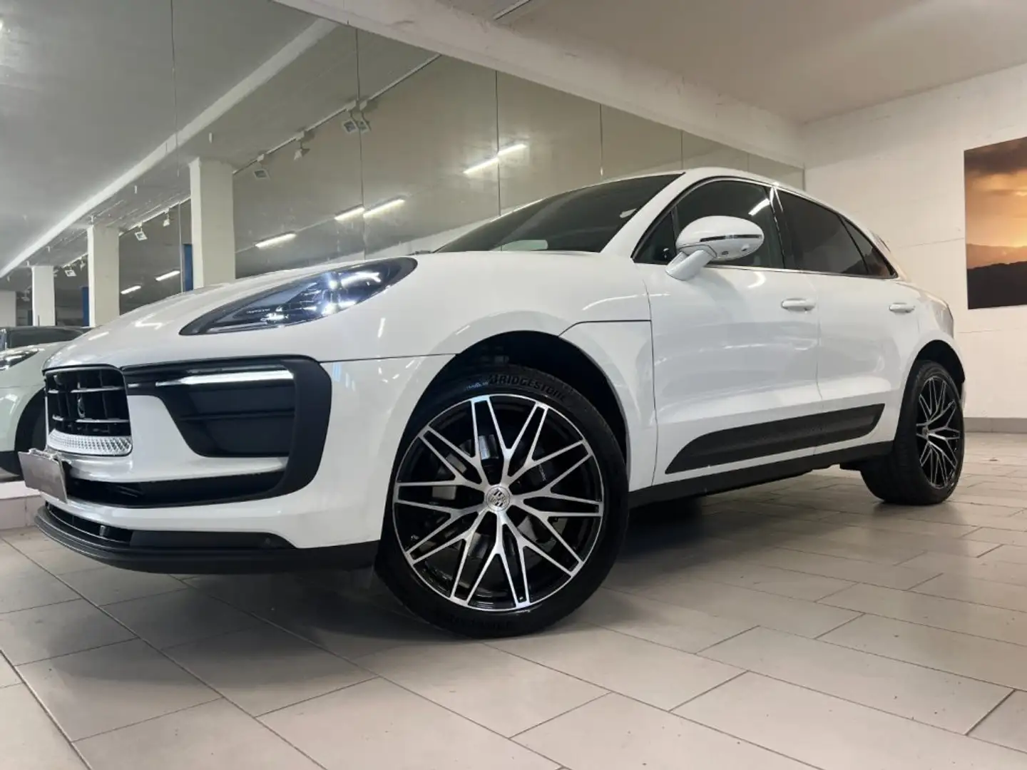 Porsche Macan 2.0 265 + 21"+TETTO !! MODEL YEAR 2022 !! Blanc - 1