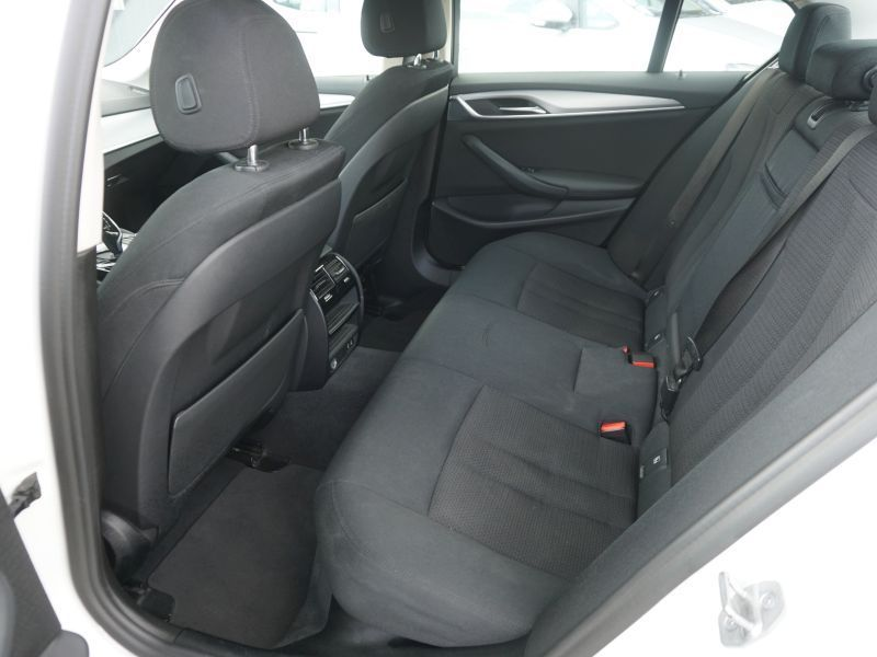 BMW 518 d Aut. *18"ALU+LED+NAVI* — photo 13