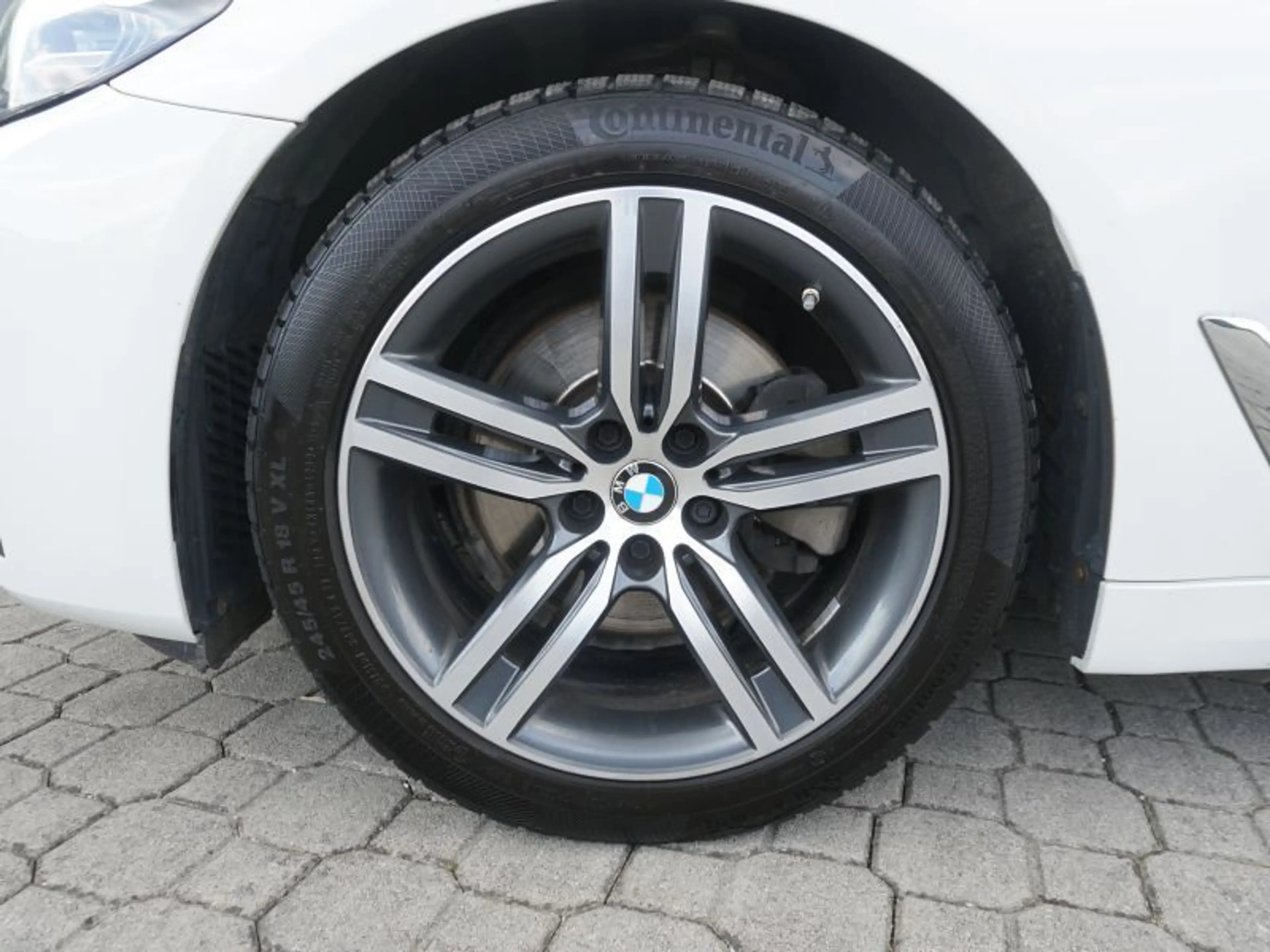 BMW 518 d Aut. *18"ALU+LED+NAVI* — photo 6