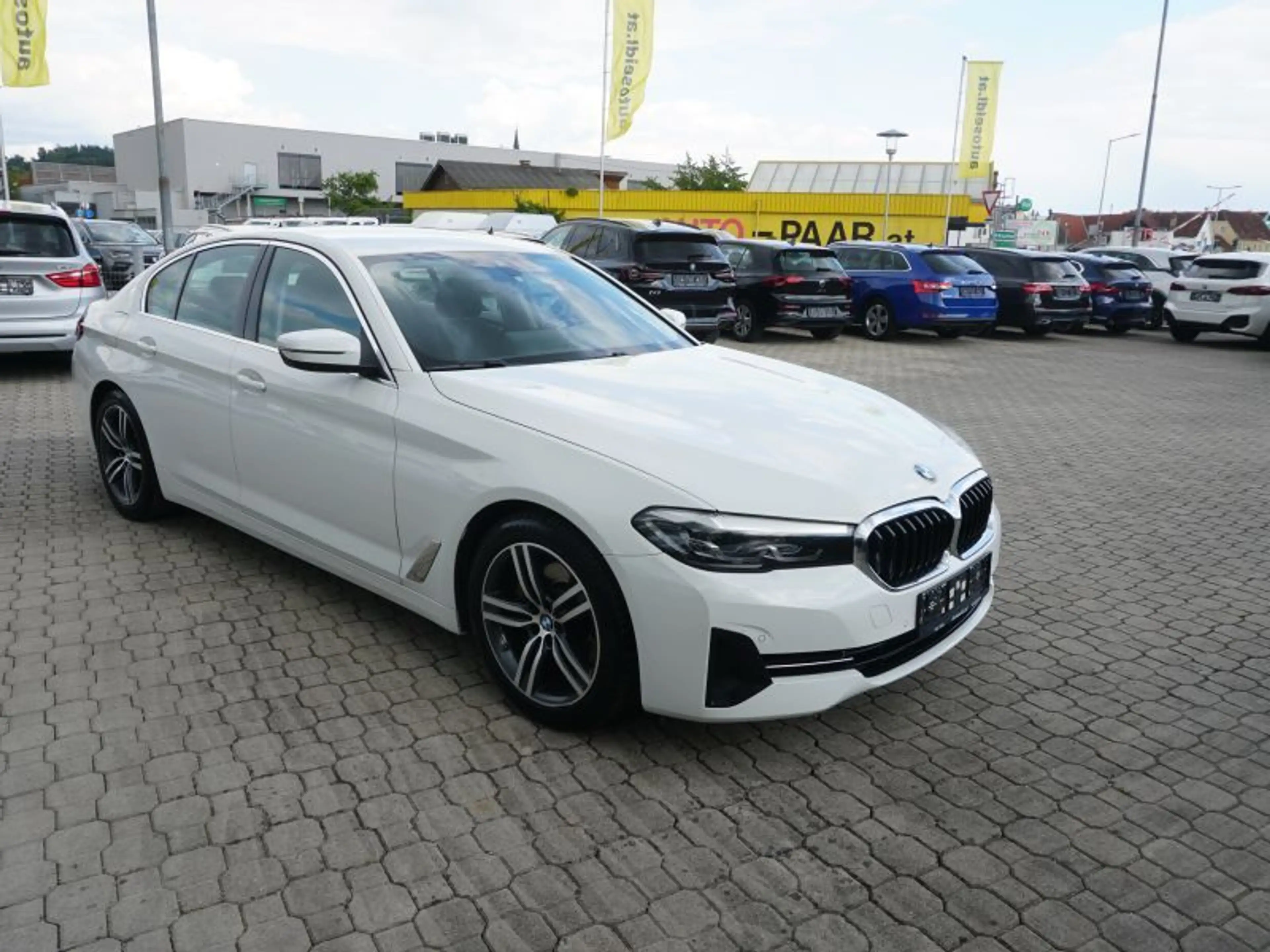 BMW 518 d Aut. *18"ALU+LED+NAVI* — photo 3