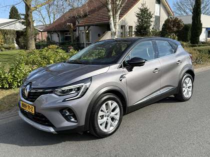 Renault Captur 1.6 E-Tech Plug-in Hybrid 160 360cam•Navi