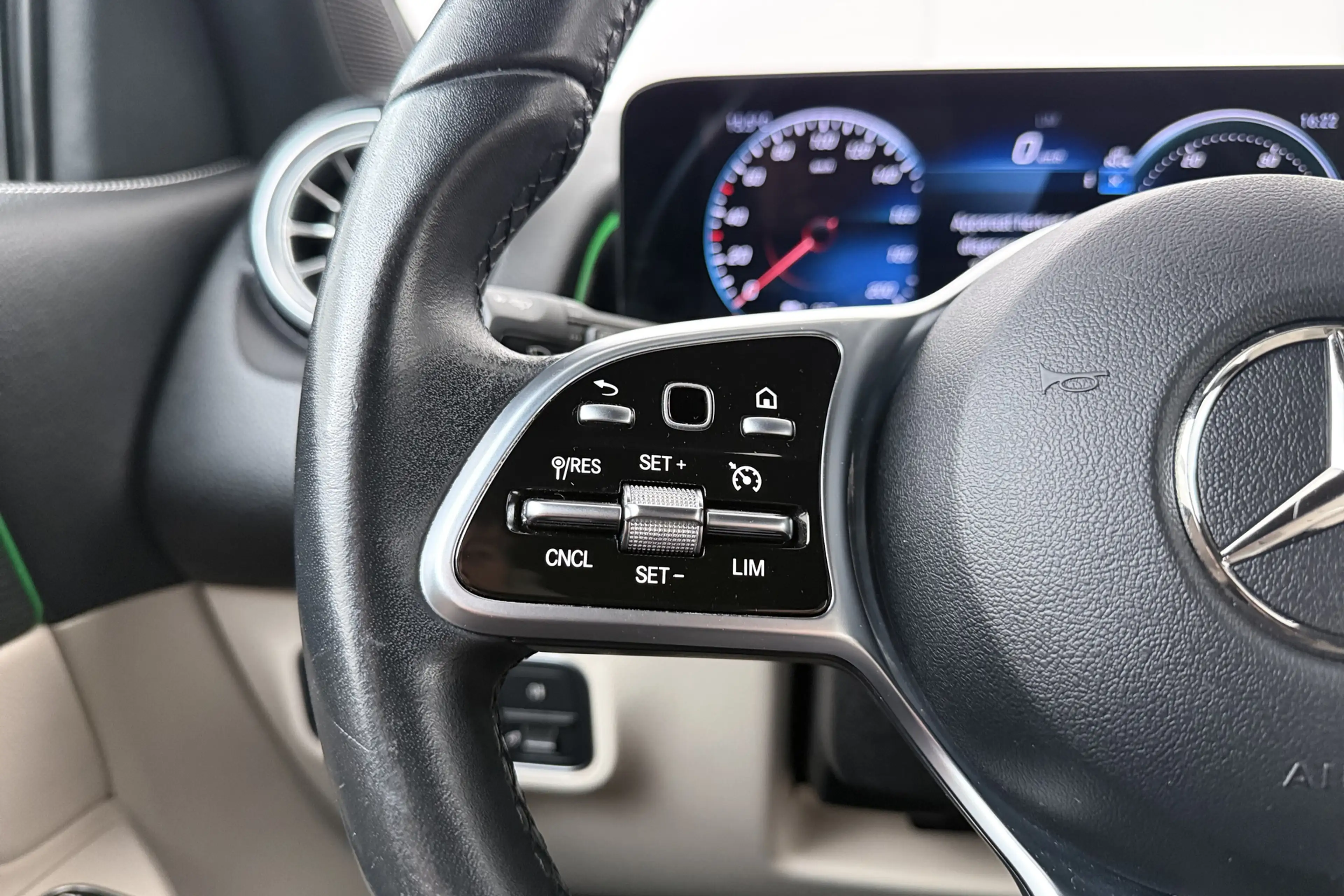 Mercedes-Benz EQB 250 Luxury Line 67 kWh (96%SOH) Leder Camera Stoelverw — photo 20