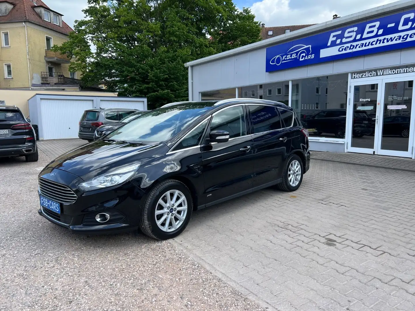 Ford S-Max S-MAX Titanium AWD 2-Hand 7-Sitzen Automatik Negro - 2