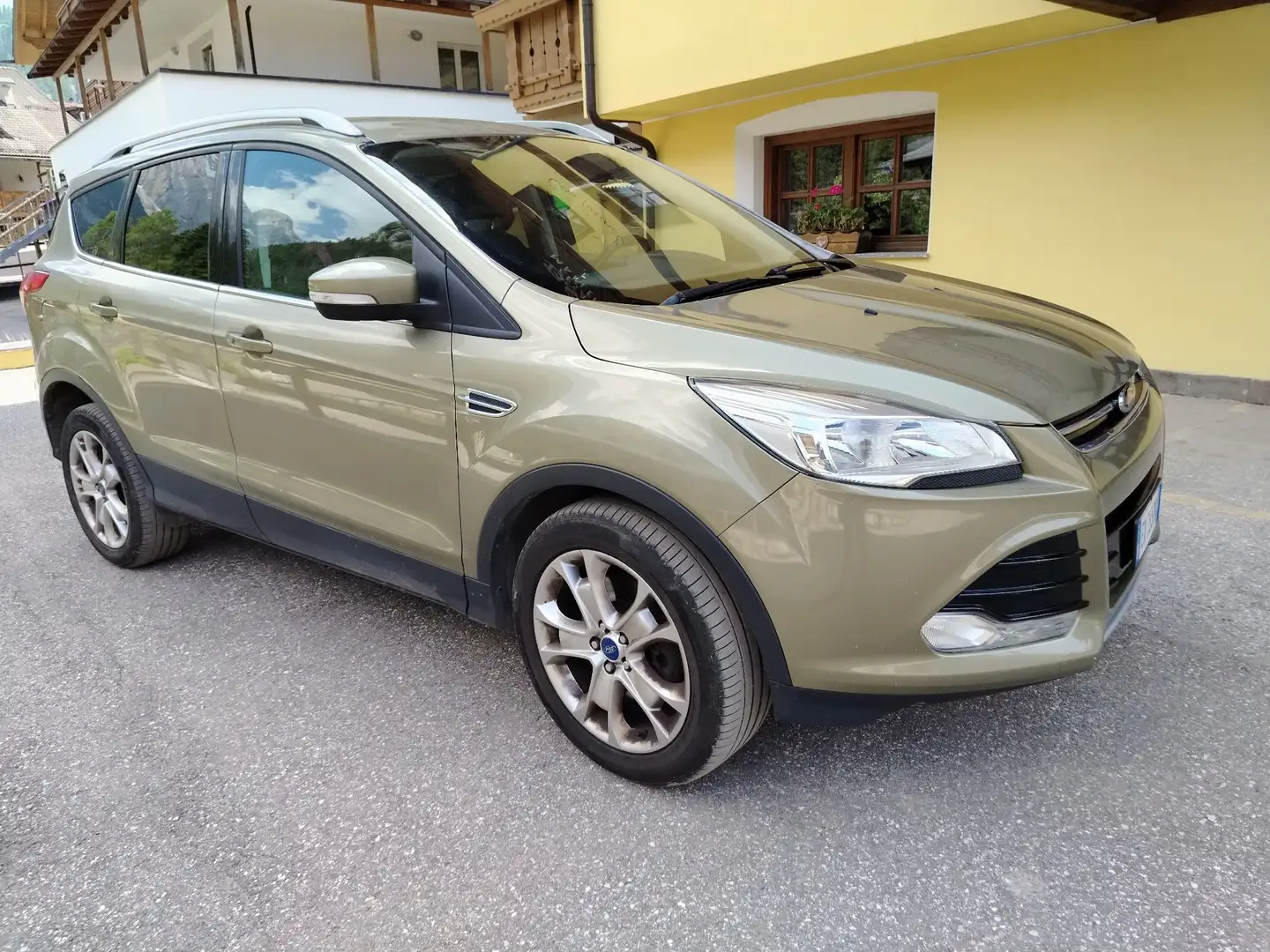 Ford Kuga 2.0 tdci Titanium 4wd 140cv - 1