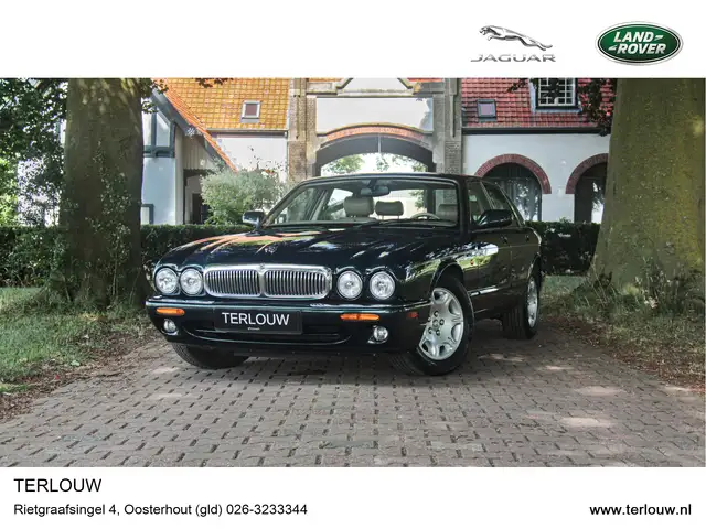 Jaguar Sovereign 3.2 V8