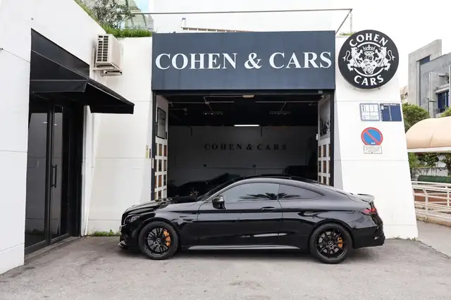 Mercedes-Benz C Class view 2