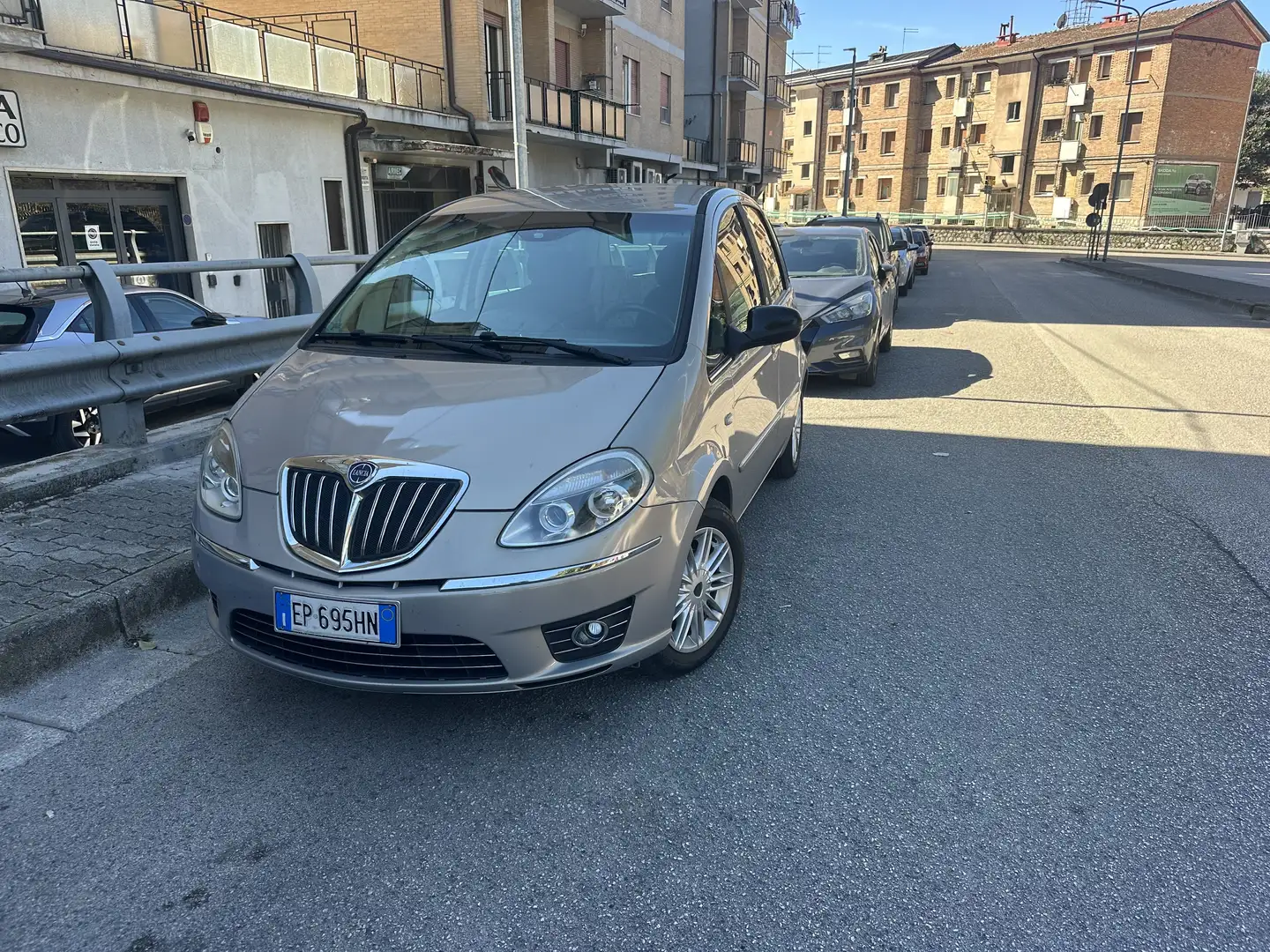 Lancia MUSA 1.4 8v Gold c/c.traz.,esp ecochic Gpl - 1