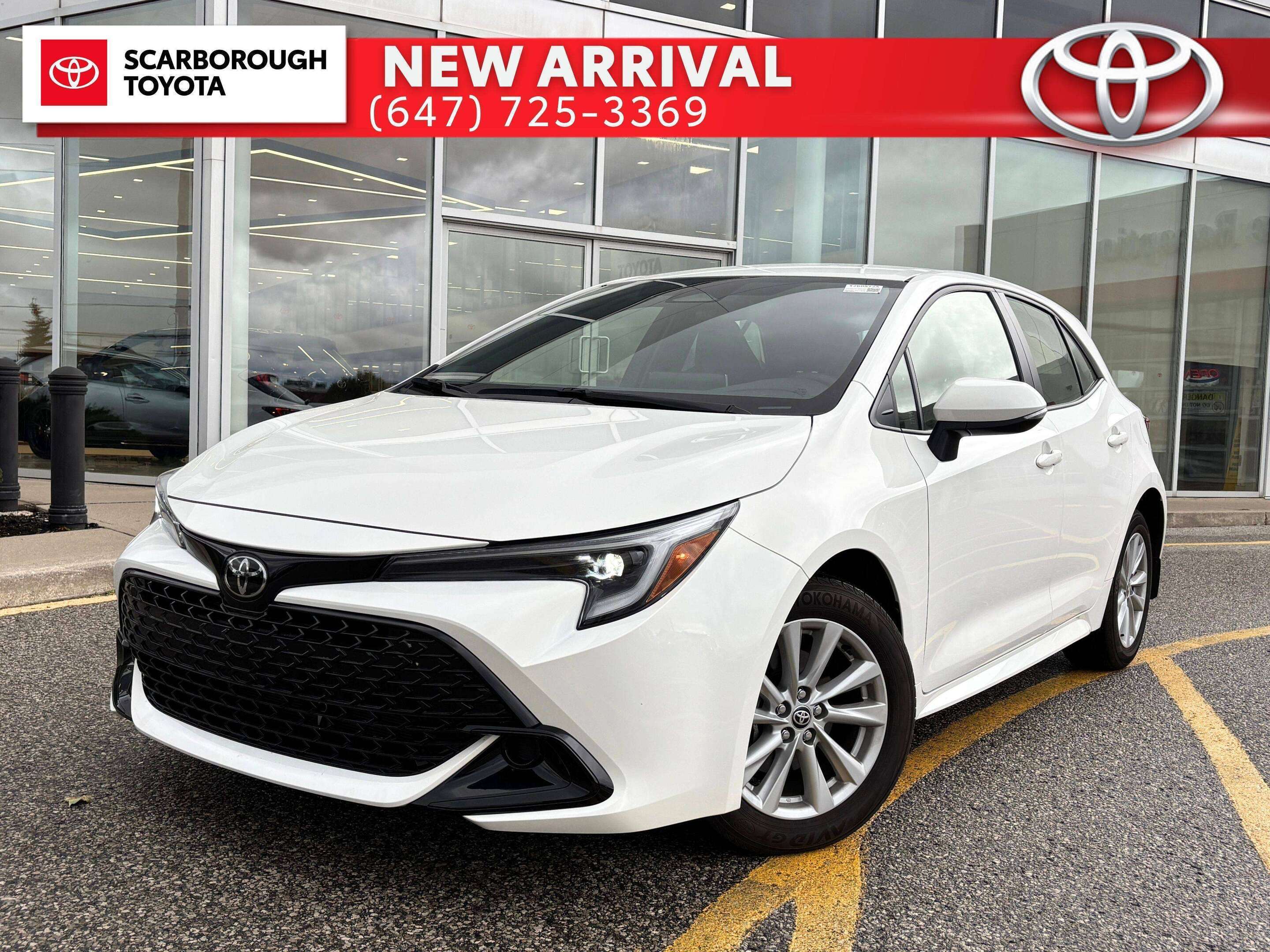 White 2025 Toyota Corolla Hatchback Hatchback Front-Wheel Drive Automatic