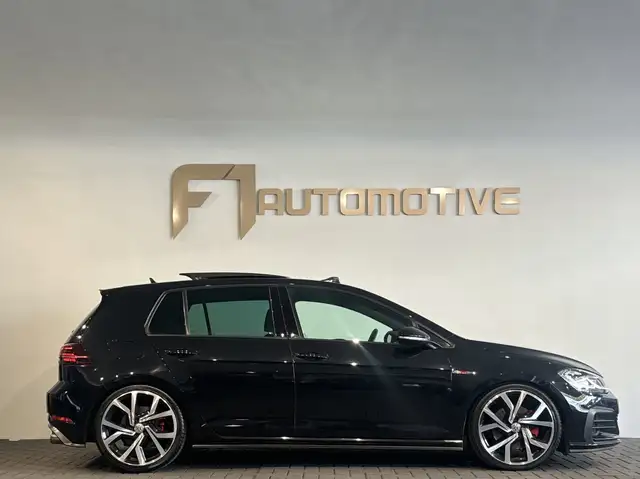 Volkswagen Golf view 8