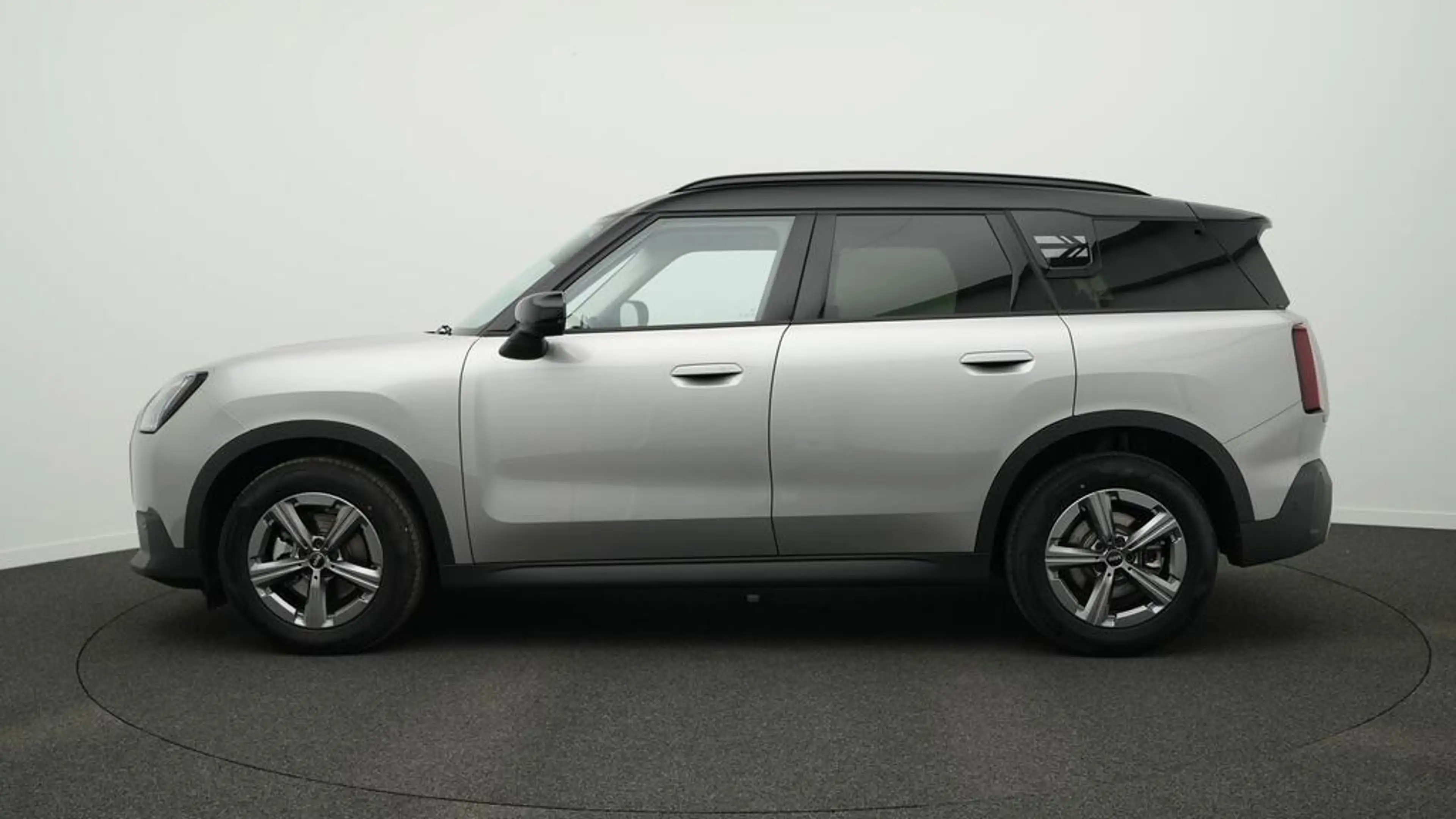 MINI Countryman D Classic Trim — photo 3