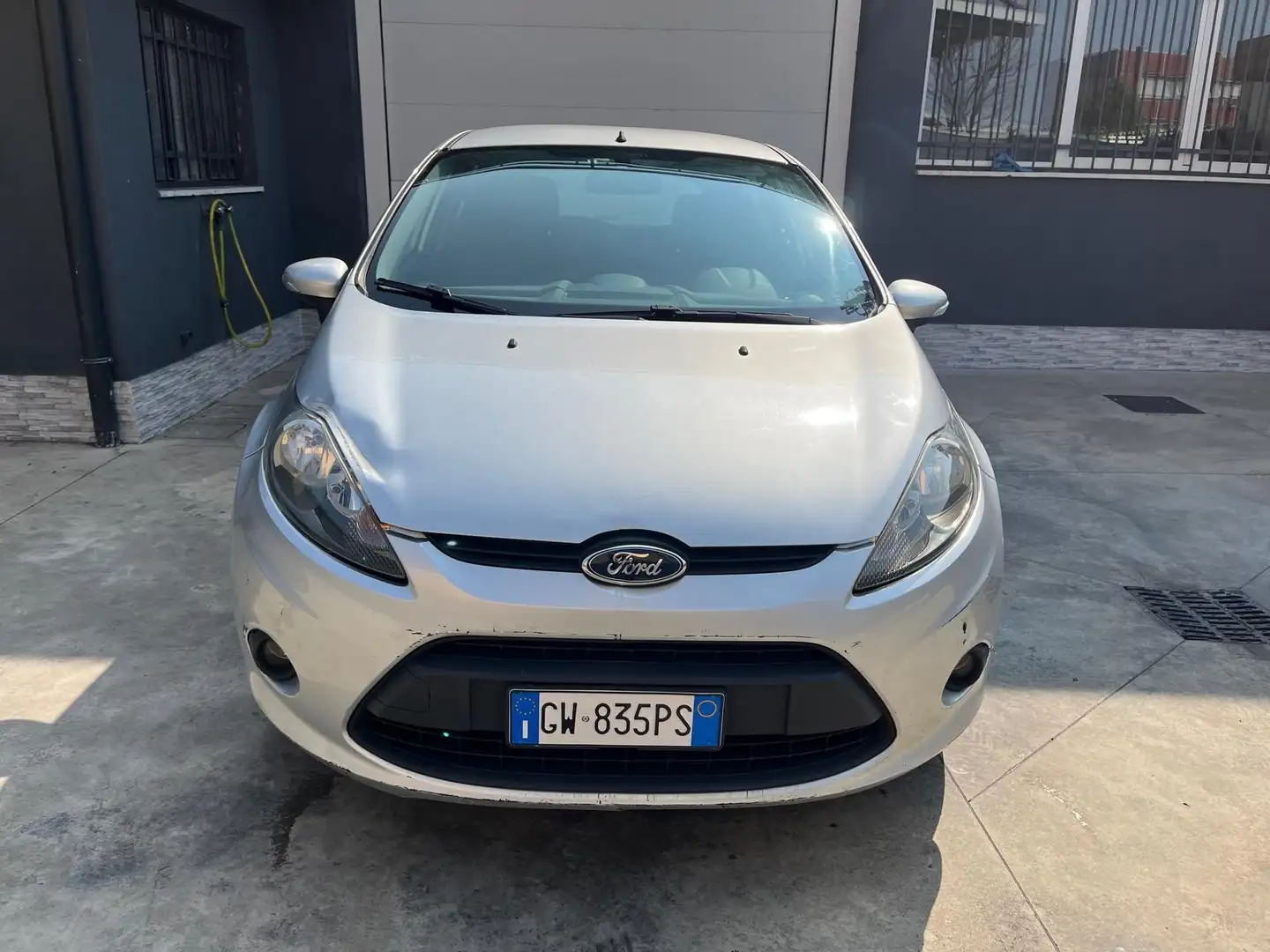 Ford Fiesta 5p 1.2 16v + c/esp E5 Argento - 2