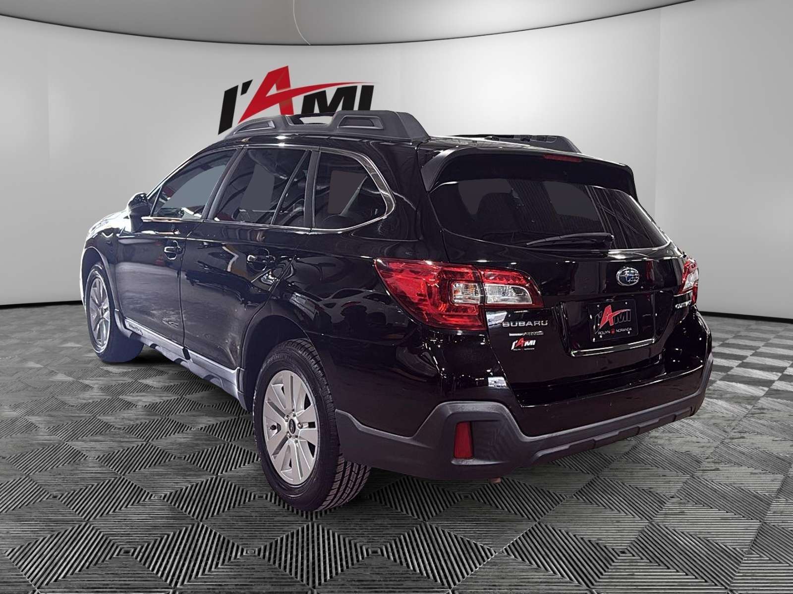 2019 Subaru Outback 2.5i Touring — снимка 1