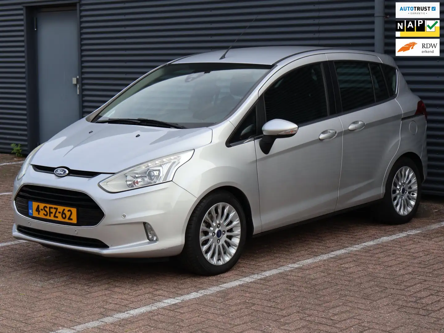 Ford B-Max 1.0 EcoBoost Titanium |Nav|Cam|Cruise|PDC|Climate| Gris - 1