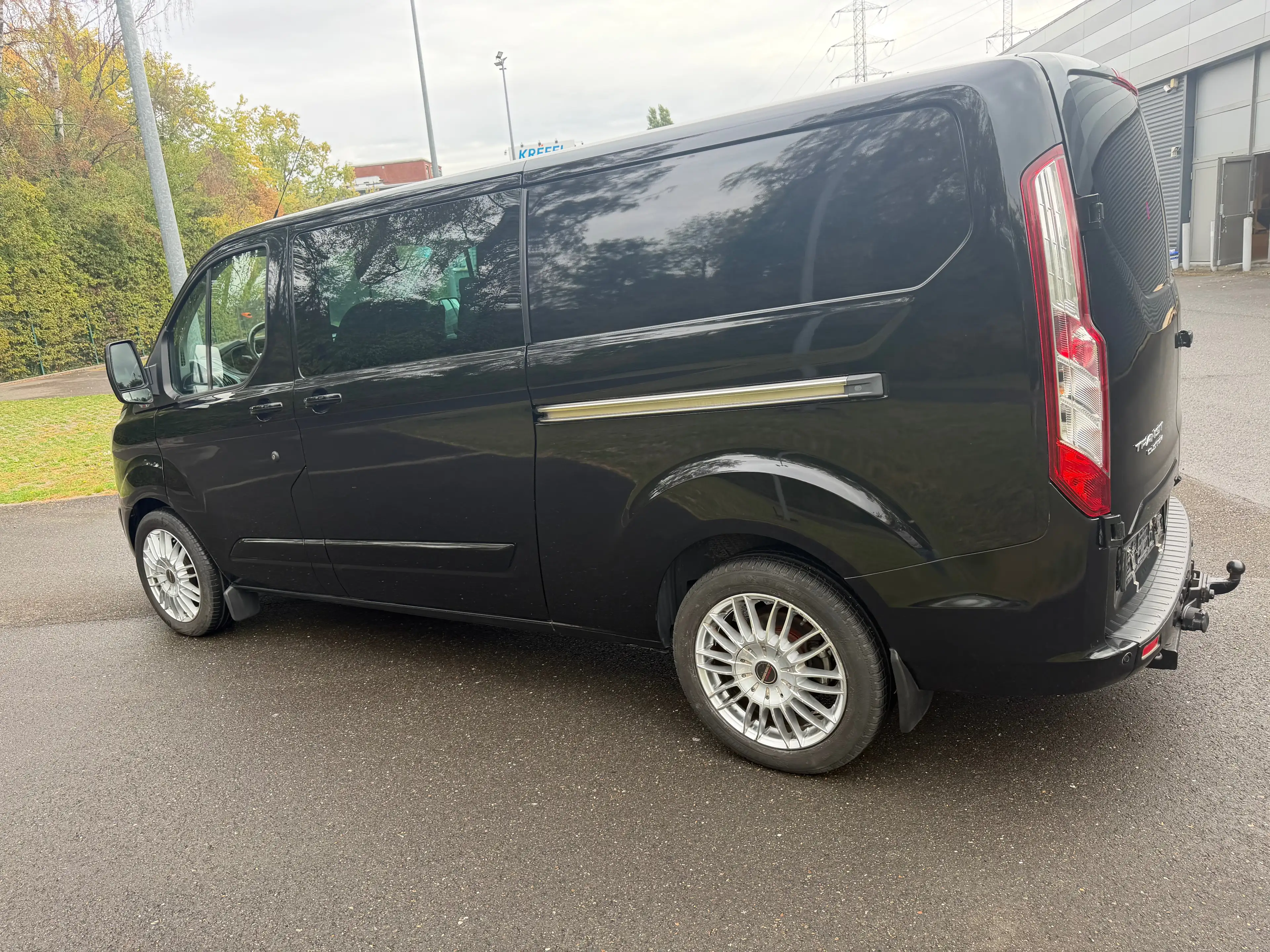 Ford Transit Custom Transit Custom 2.2 TDCi L2H1 Limited Multi-use — photo 6