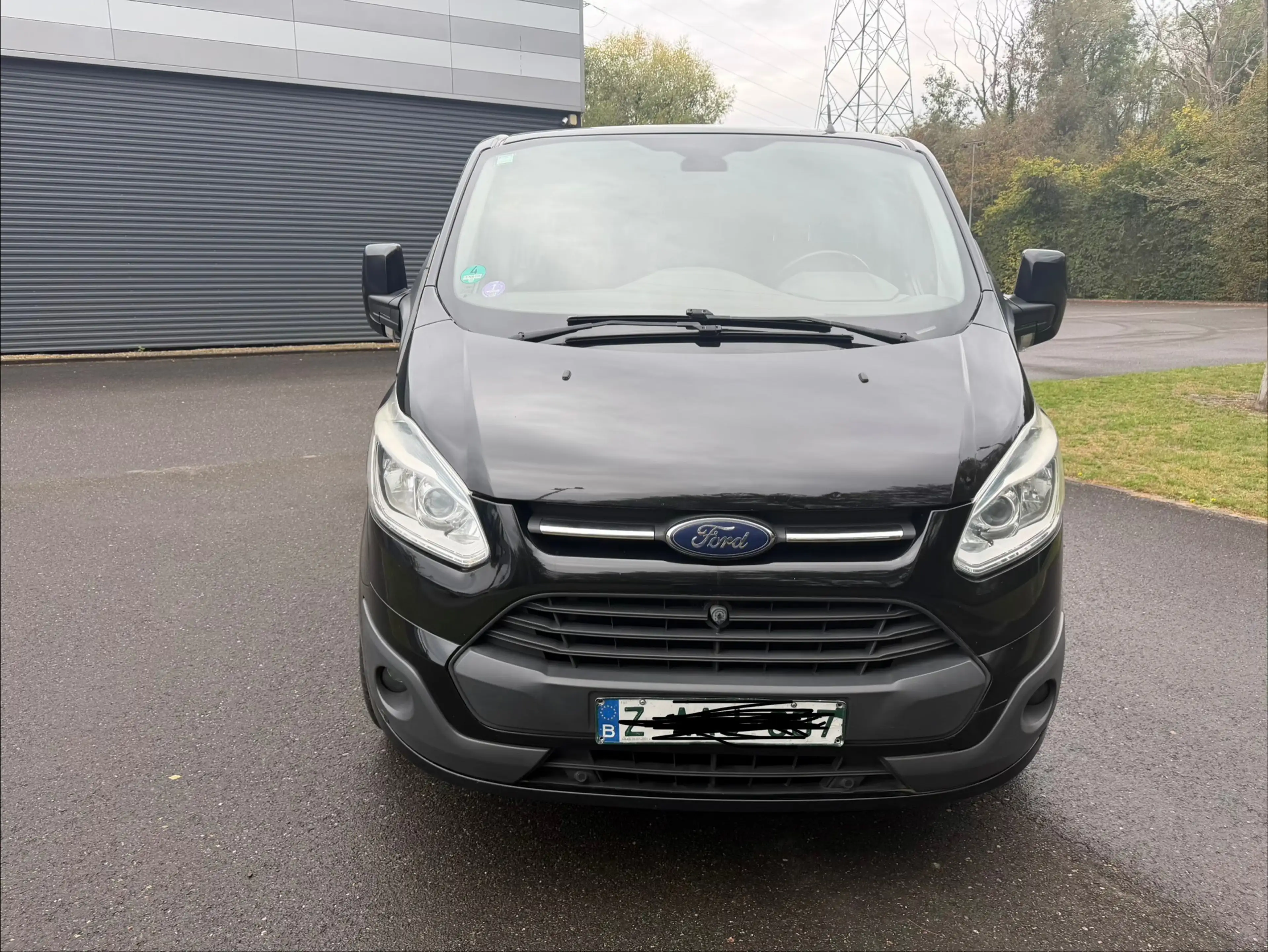 Ford Transit Custom Transit Custom 2.2 TDCi L2H1 Limited Multi-use