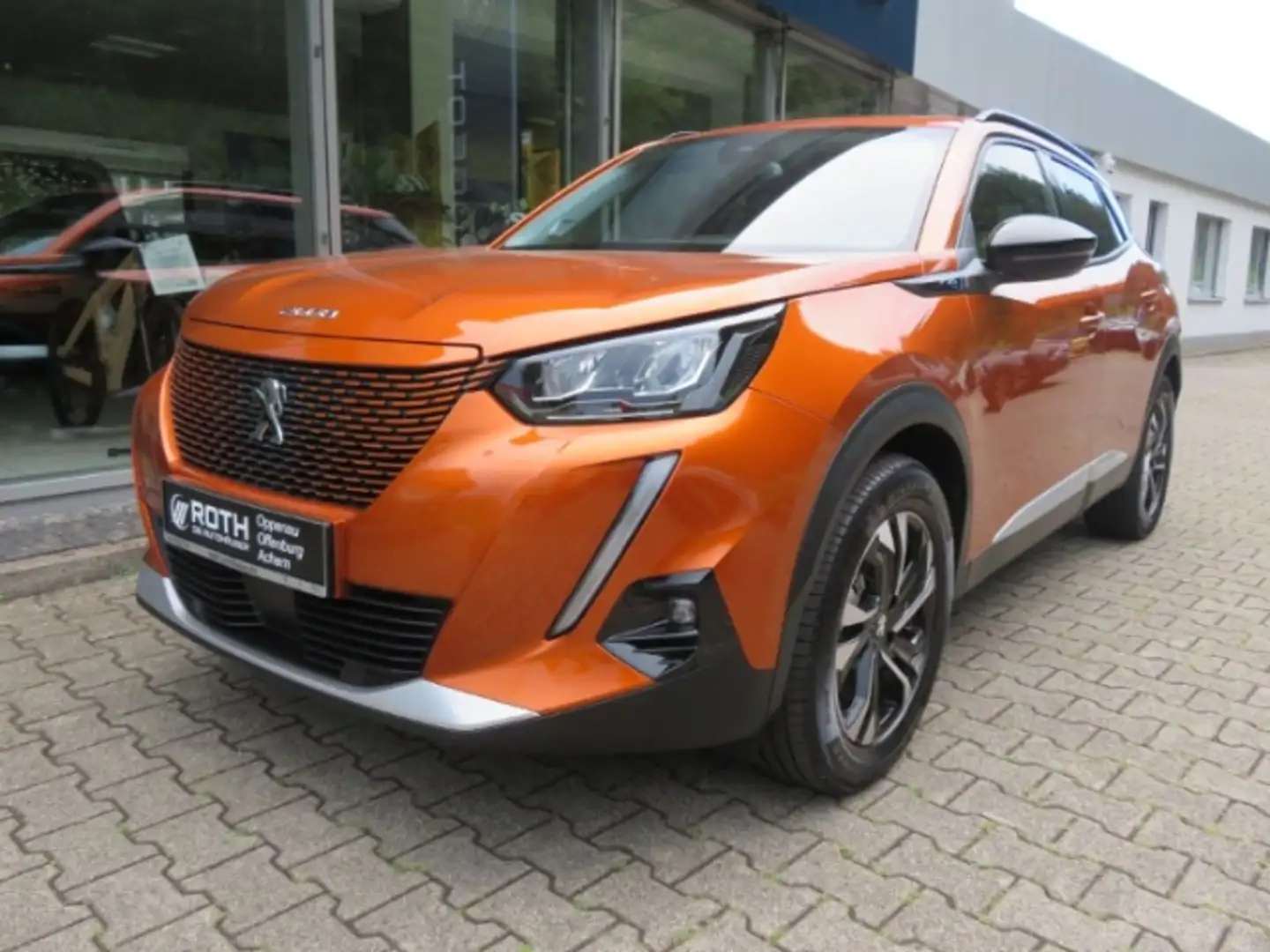 Peugeot 2008 Elektro Allure Pack 36 Monate Garantie Kurvenlicht Naranja - 2