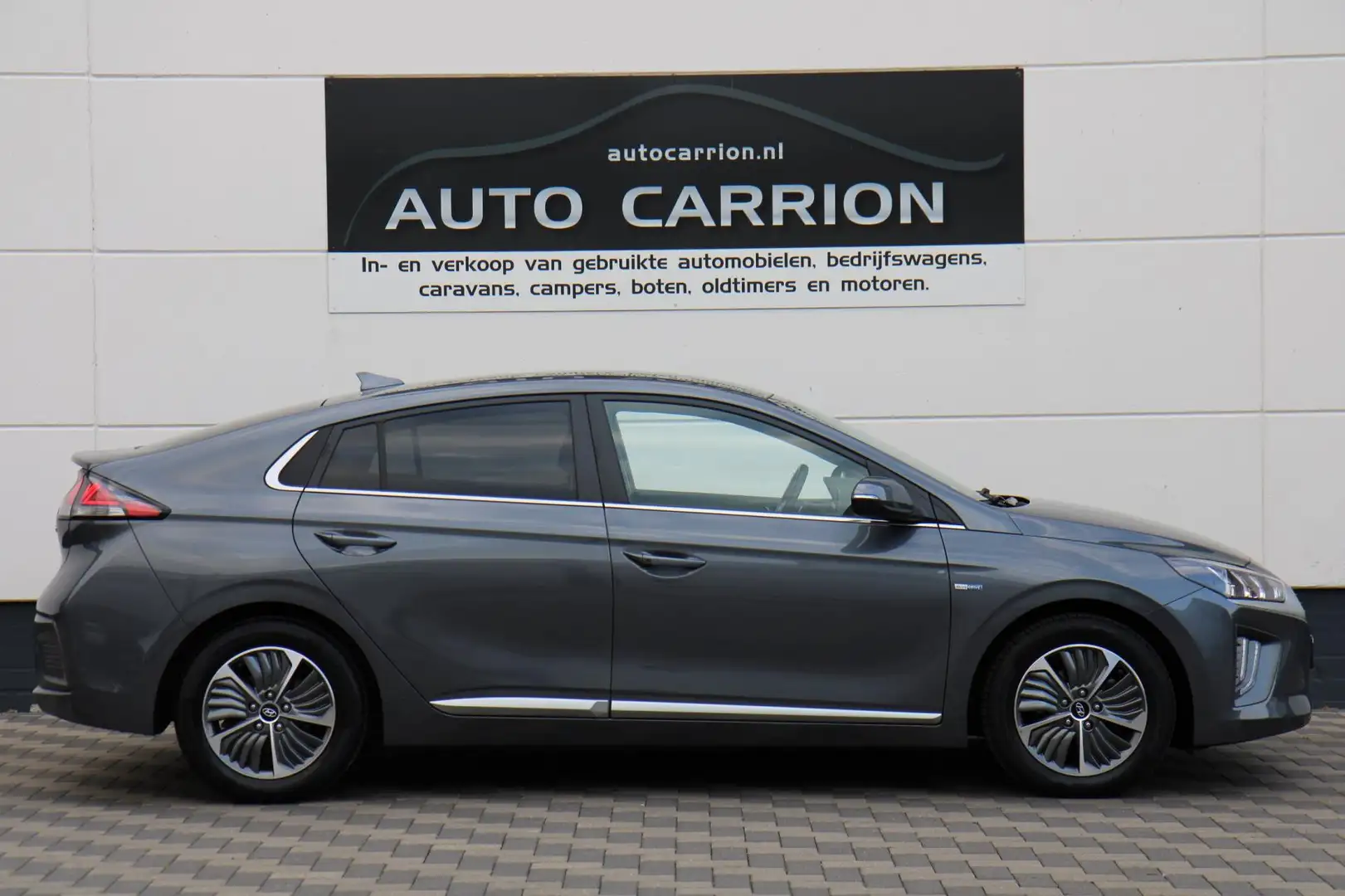 Hyundai IONIQ 1.6 GDi PHEV Premium Carplay Leder 1ste Eig !! Grau - 2