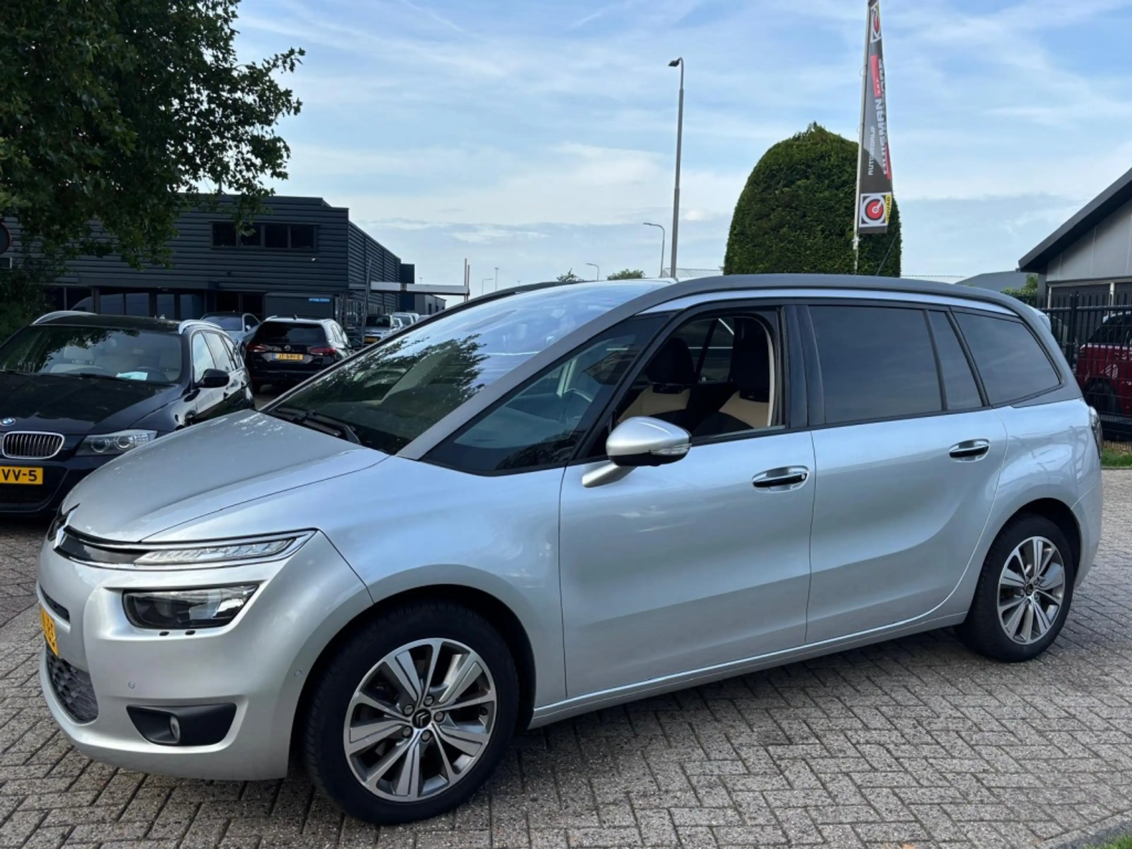 Citroen Grand C4 Picasso 1.6 Benzine Intensive 7-Persoons 2014 130.000 KM — photo 4