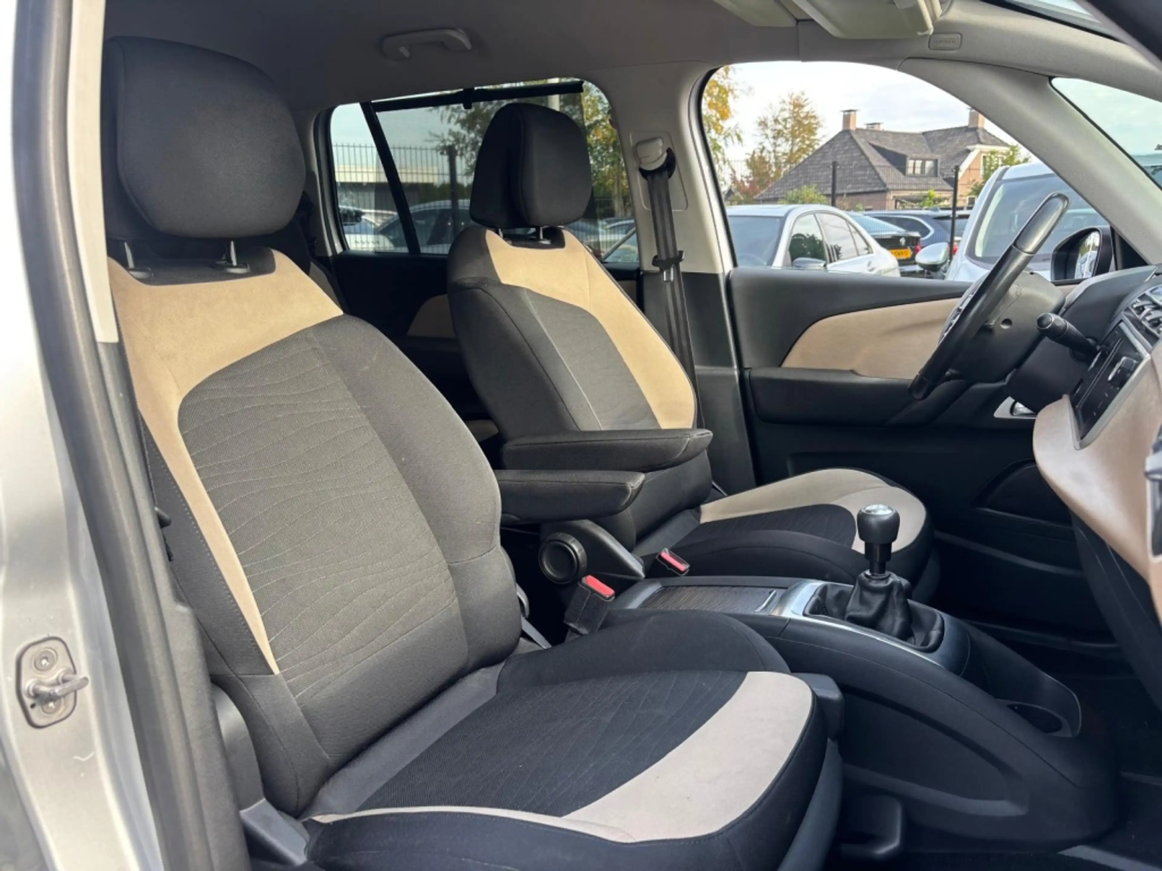 Citroen Grand C4 Picasso 1.6 Benzine Intensive 7-Persoons 2014 130.000 KM — photo 10