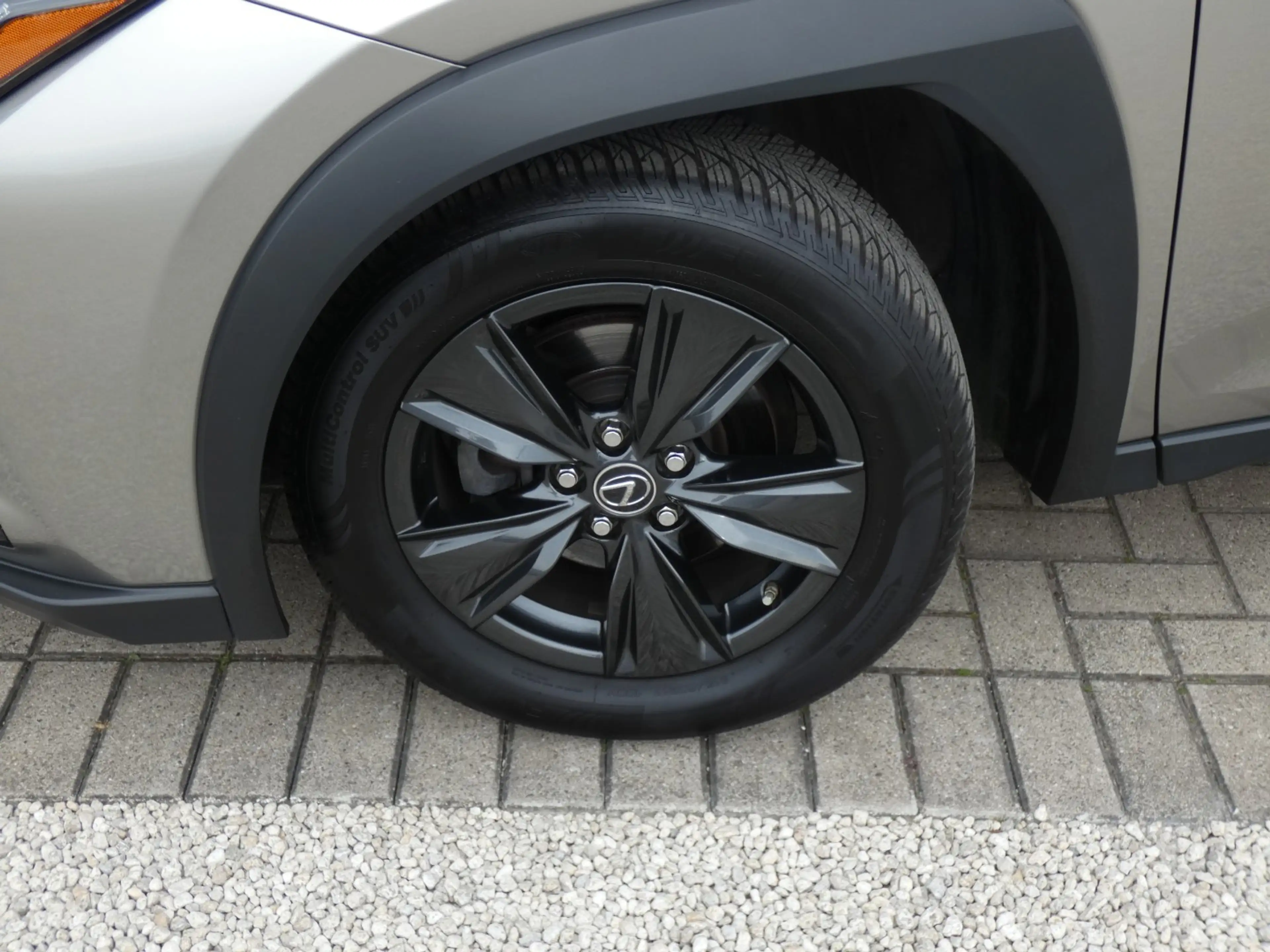 Lexus UX 250h Hybrid +Trekhaak +LEDER +Zetelverwarming +Dodehoek — photo 5
