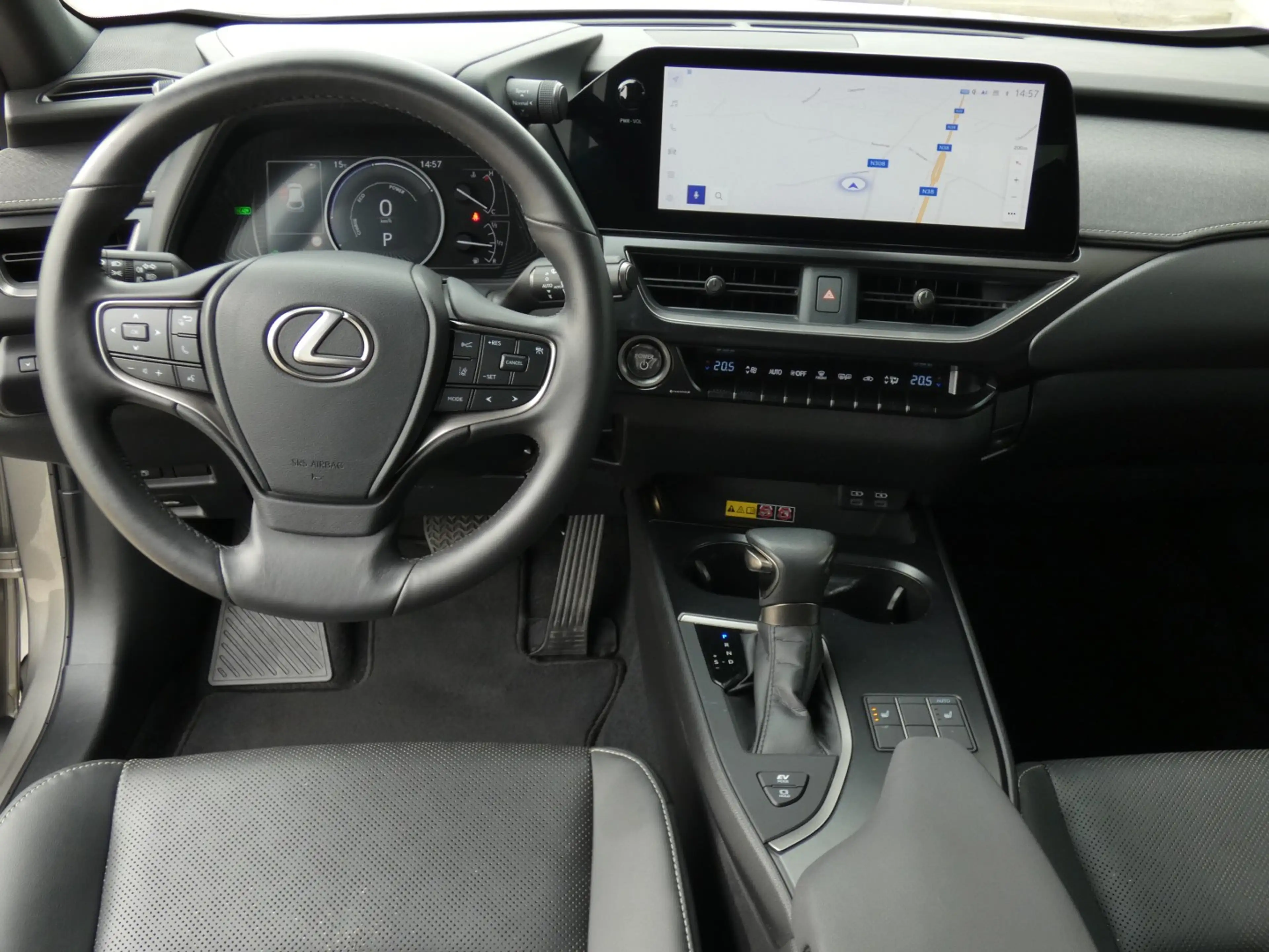 Lexus UX 250h Hybrid +Trekhaak +LEDER +Zetelverwarming +Dodehoek — photo 12
