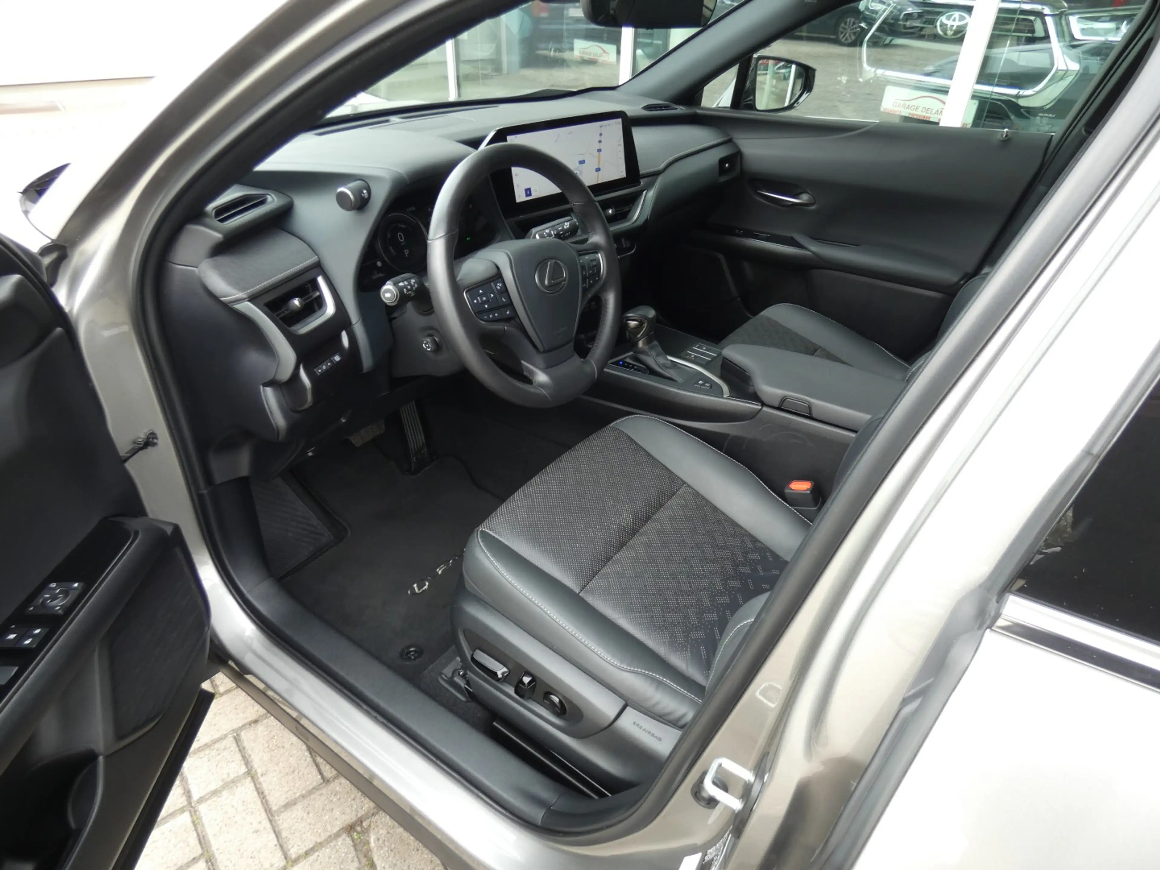 Lexus UX 250h Hybrid +Trekhaak +LEDER +Zetelverwarming +Dodehoek — photo 9