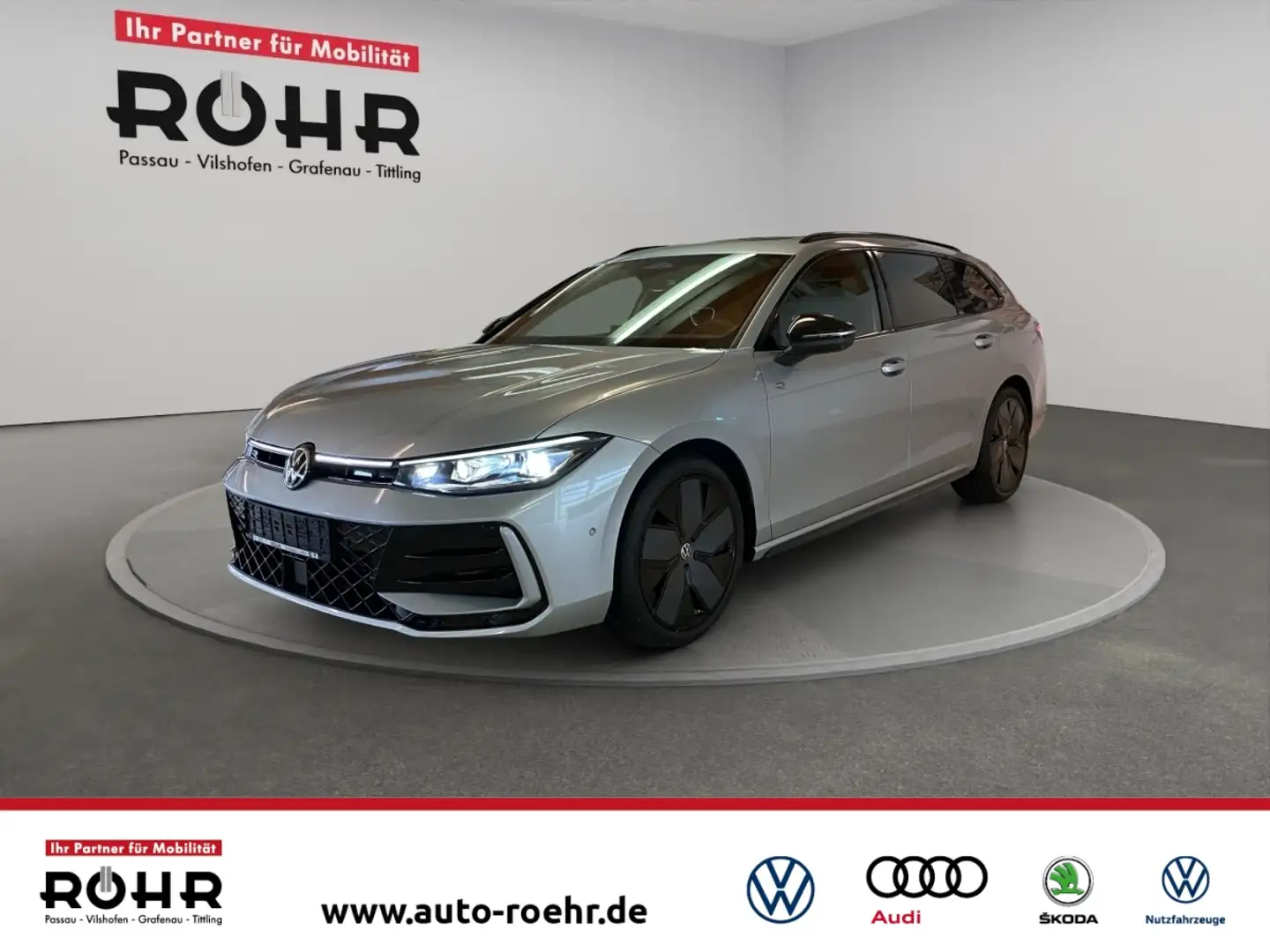 Volkswagen Passat R-line 2.0 TDI DSG (Garantie 10/2029.Pano.Standh.. Stříbrná - 1