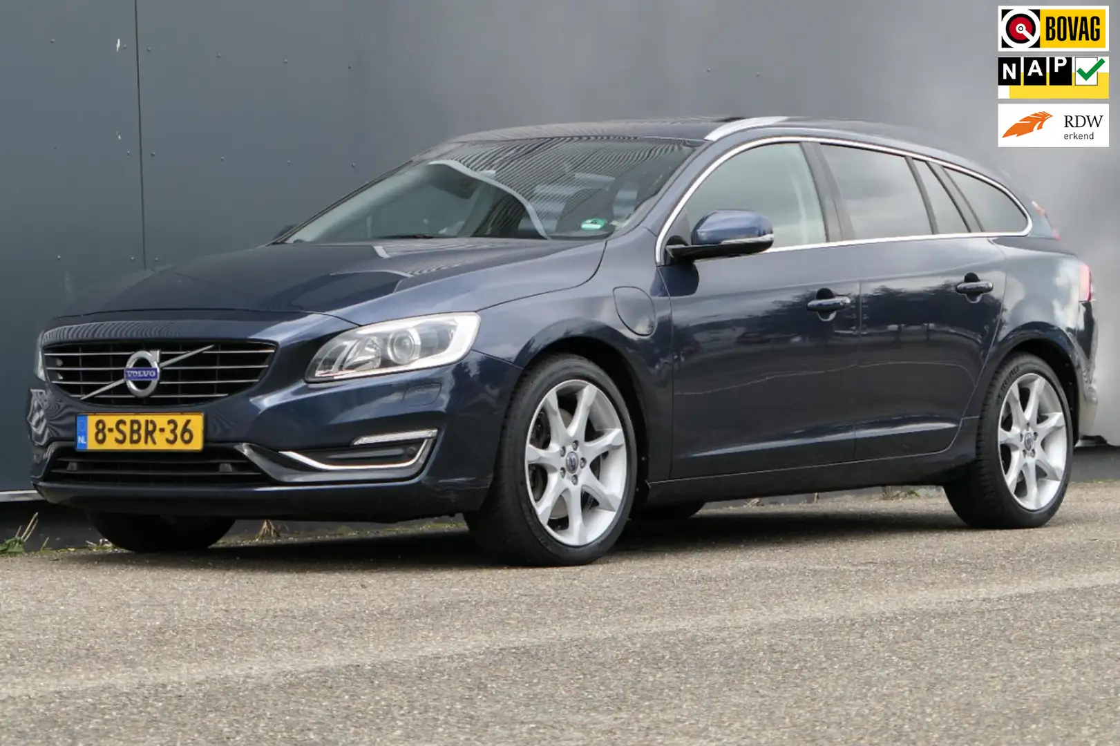 Volvo V60 2.4 D6 AWD Plug-In Hybrid Summum NAP Navi Leder Sc Bleu - 1