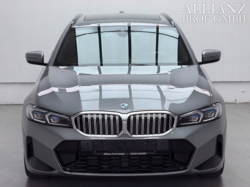 BMW 330 i Touring M-Sport HuD HiFi Pano 3-Zonen LED — photo 2