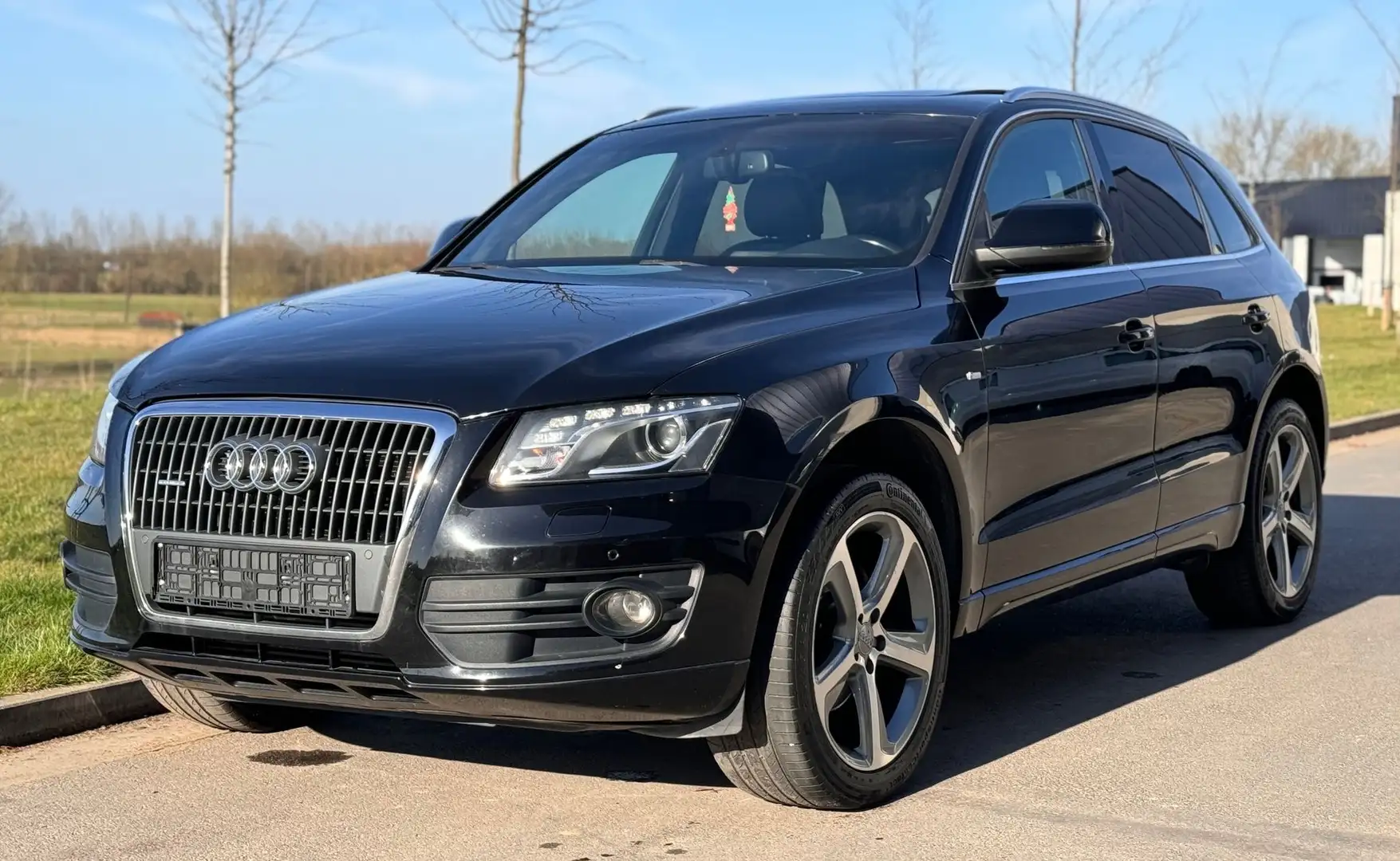 Audi Q5 2.0 TFSI Quattro S Line PANO-XENON-NAVI-SIDEASSIST Noir - 1
