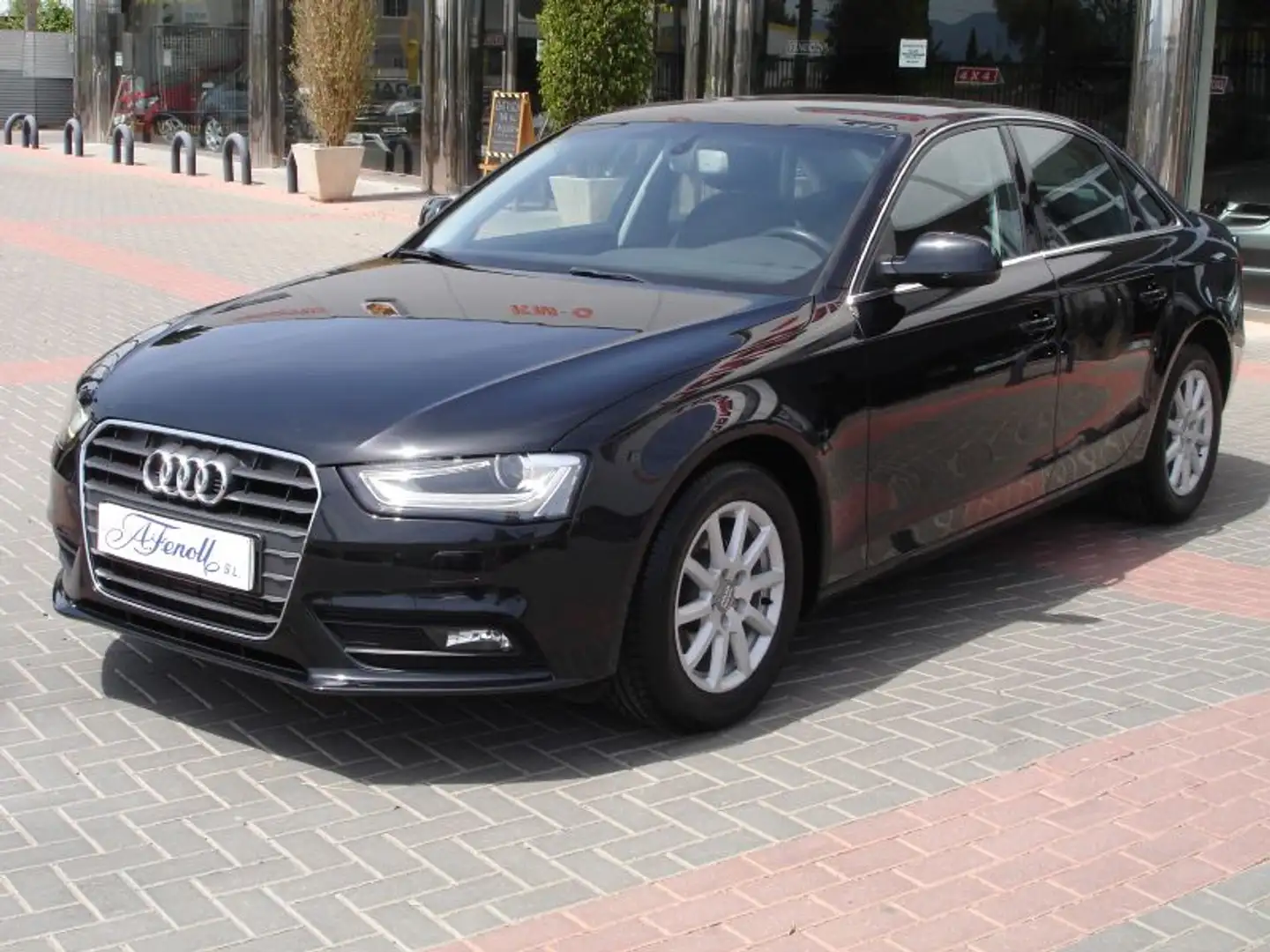 Audi A4 2.0TDI Advanced Edition DPF 143 Negro - 2