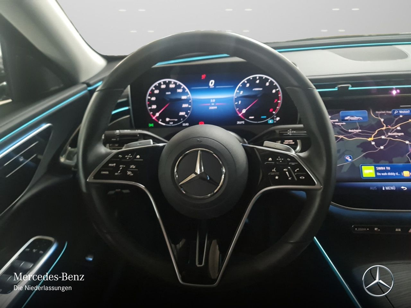 Mercedes-Benz E 200 Avantgarde Distr. LED Kamera Spurhalt-Ass 9G — photo 14