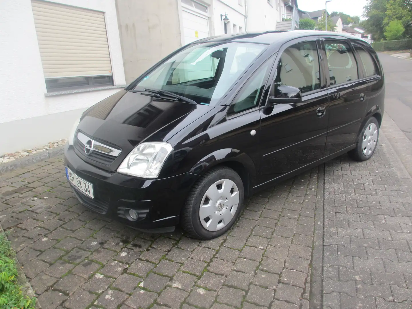 Opel Meriva 1.4 Edition Komfort Paket Klima TÜV 9.2027 Schwarz - 1