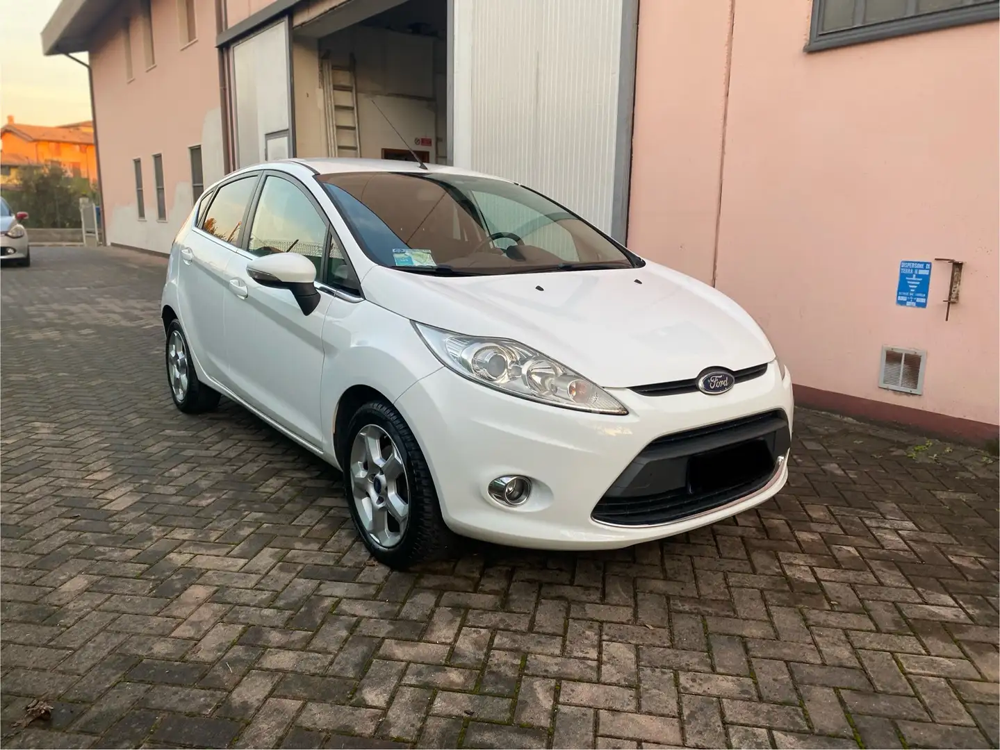 Ford Fiesta 5p 1.4 16v + Gpl c/esp E5 - 1