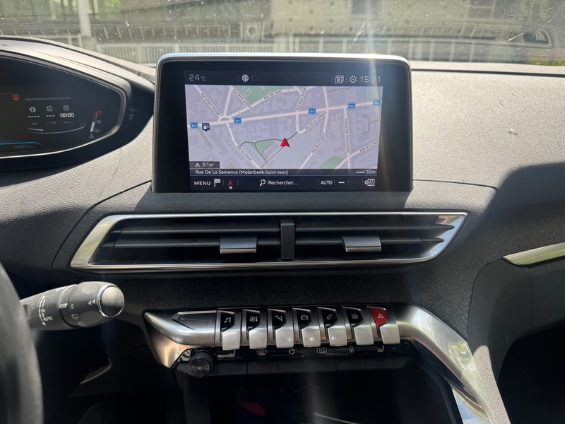 Peugeot 5008 5008 1.5 BlueHDi Allure 7 Places — photo 15