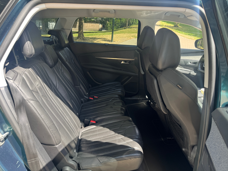 Peugeot 5008 5008 1.5 BlueHDi Allure 7 Places — photo 9