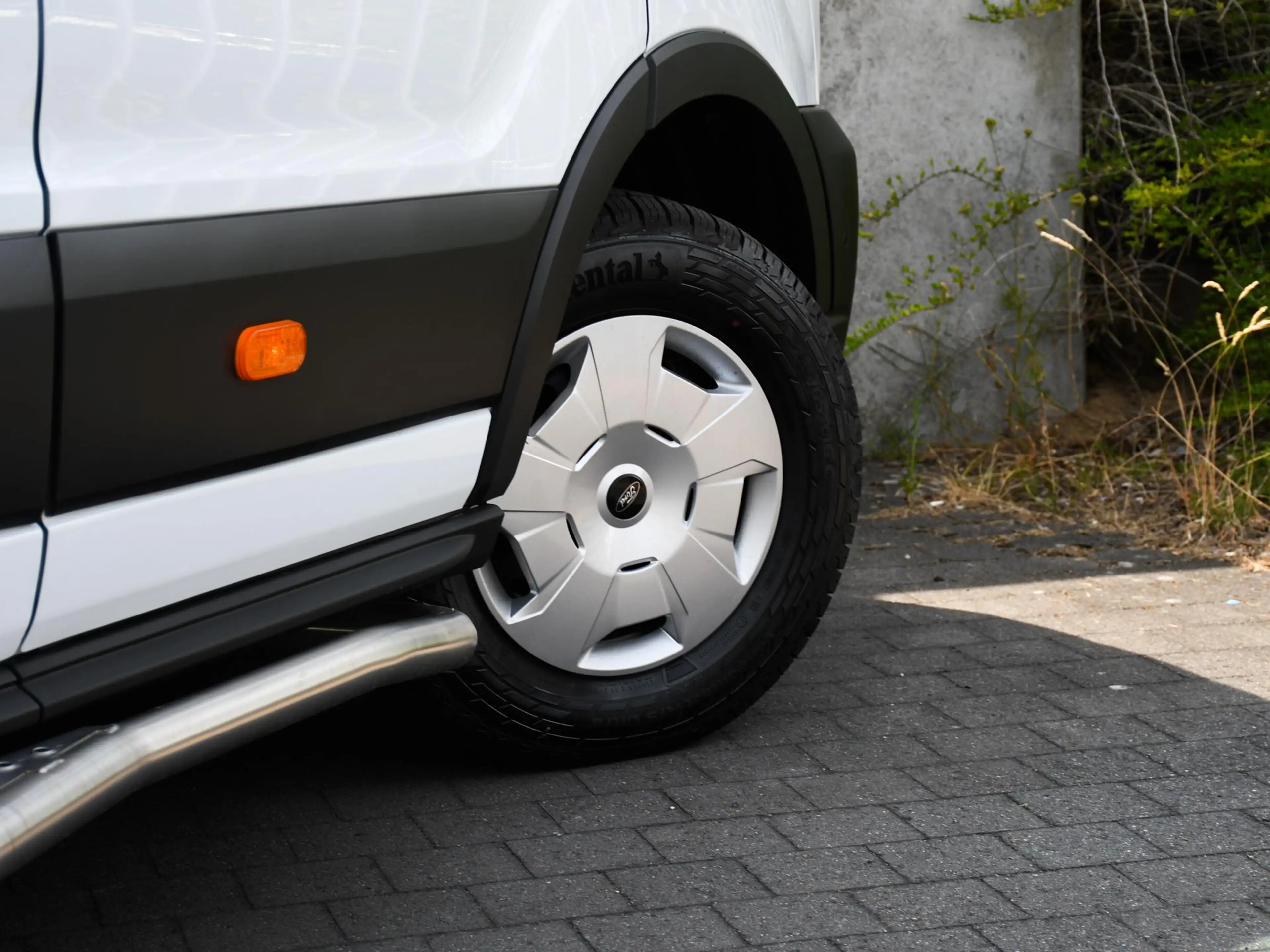 Ford E-Transit 350 L4H3 Trend 68 kWh 184pk Automaat 360° CAM. | A — photo 7