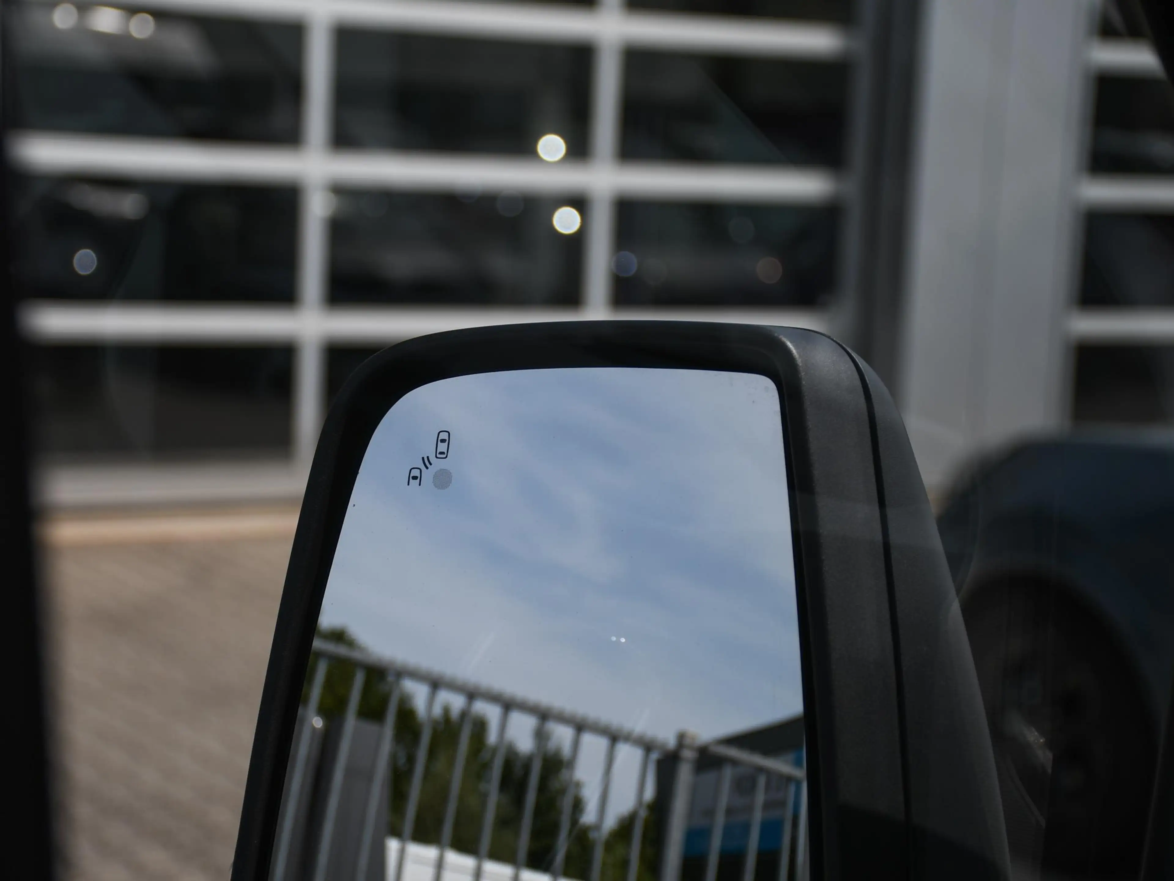 Ford E-Transit 350 L4H3 Trend 68 kWh 184pk Automaat 360° CAM. | A — photo 8