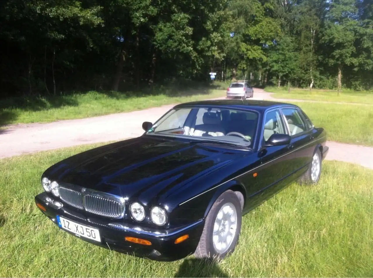 Jaguar XJ8
