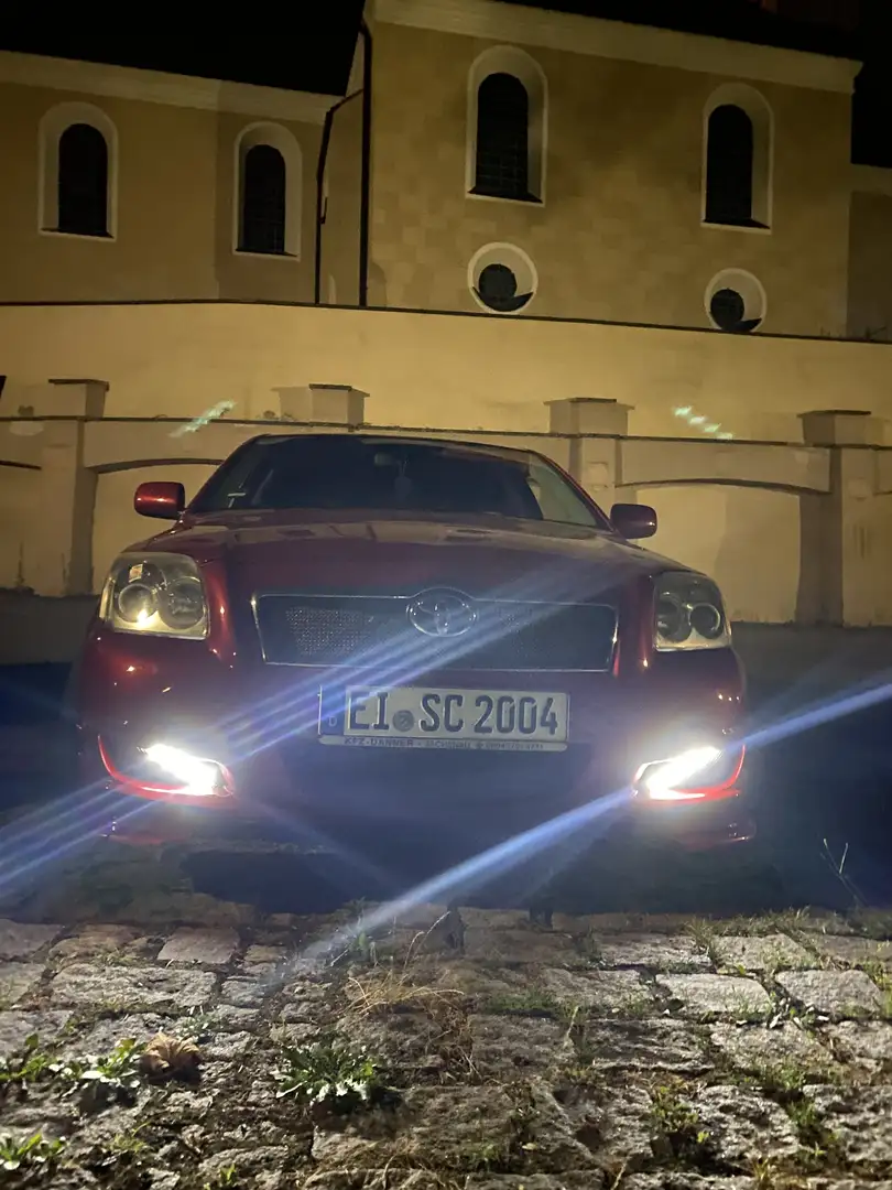 Toyota Avensis 2.2 D-CAT Liftback / Sol Šedá - 2