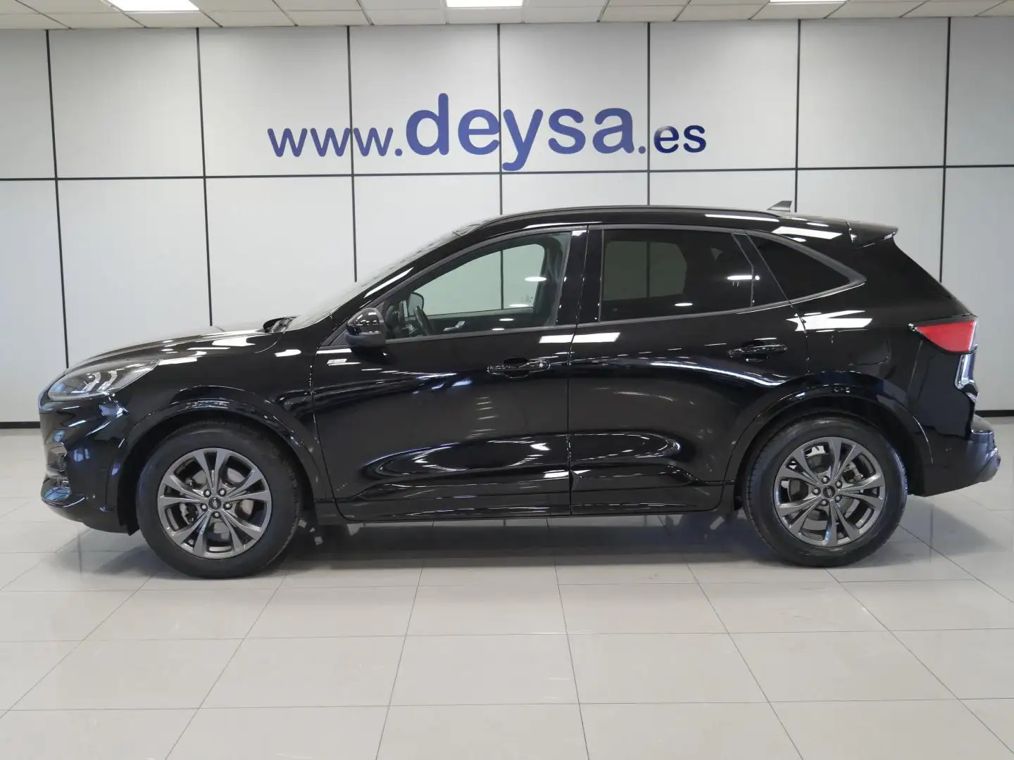 Ford Kuga 1.5 EcoBoost ST-Line X FWD 150 Negro - 2