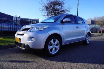 1.3 VVT-I Aspiration AIRCO Trekhaak Zeer Mooi