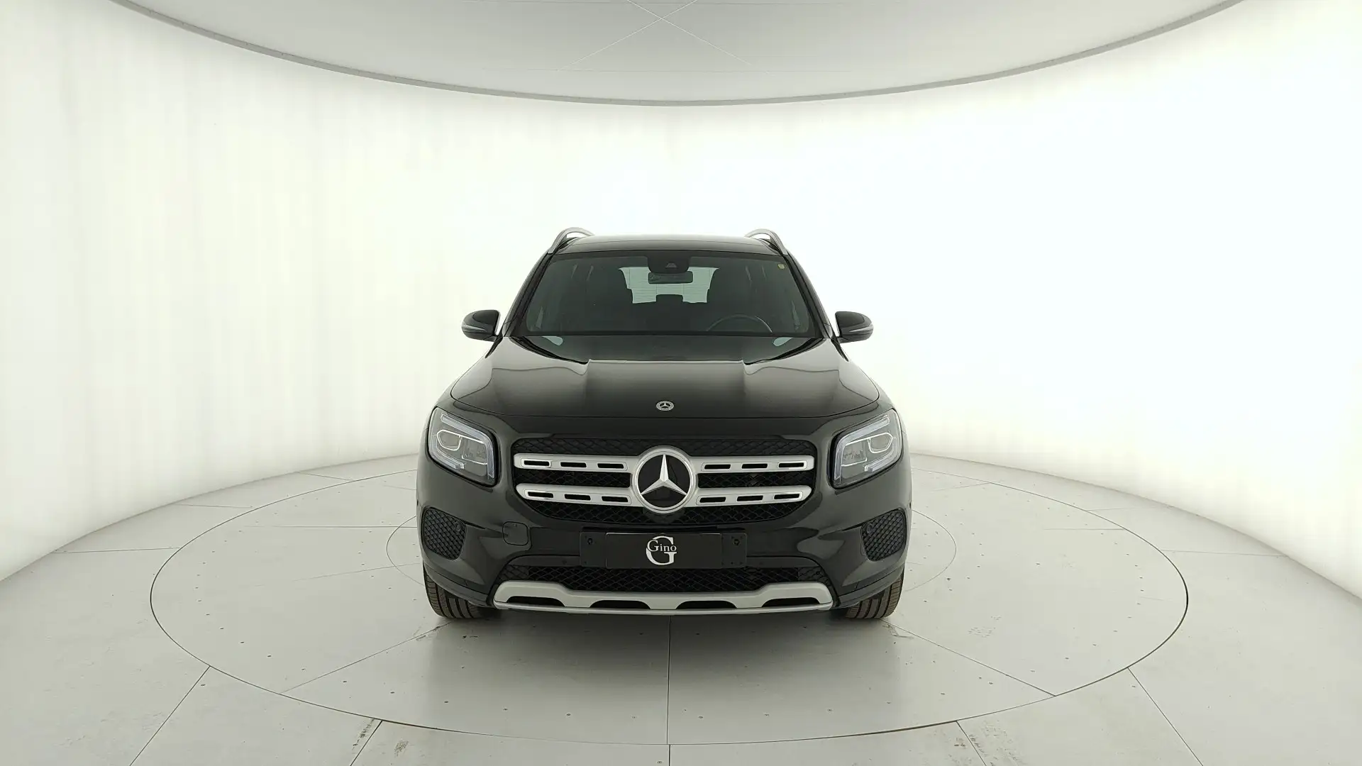Mercedes-Benz GLB 200 d Business Extra auto Schwarz - 2
