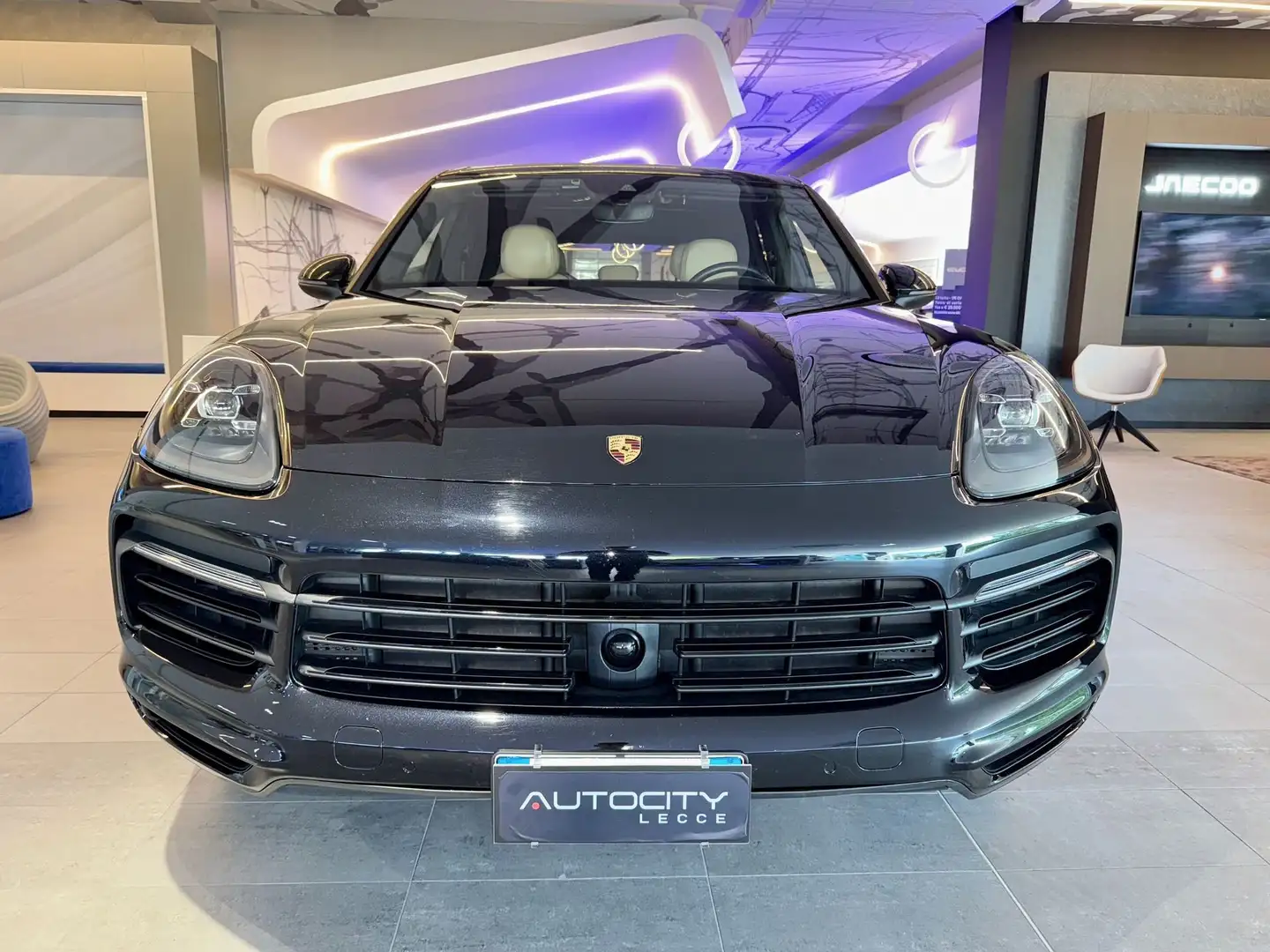 Porsche Cayenne 3.0 340CV BENZ C.AUT. Nero - 2