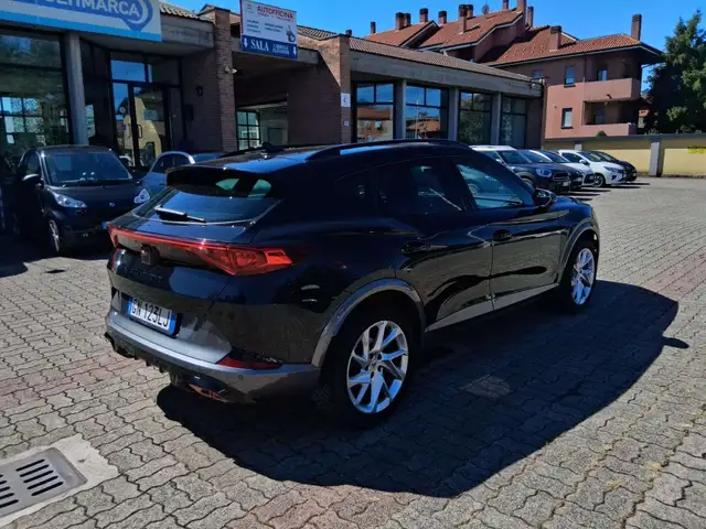 Cupra Formentor view 5