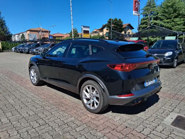 Cupra Formentor view 3