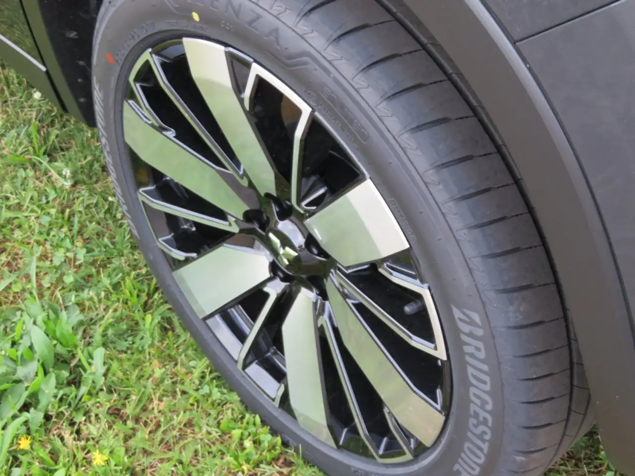 Mitsubishi Outlander 2026