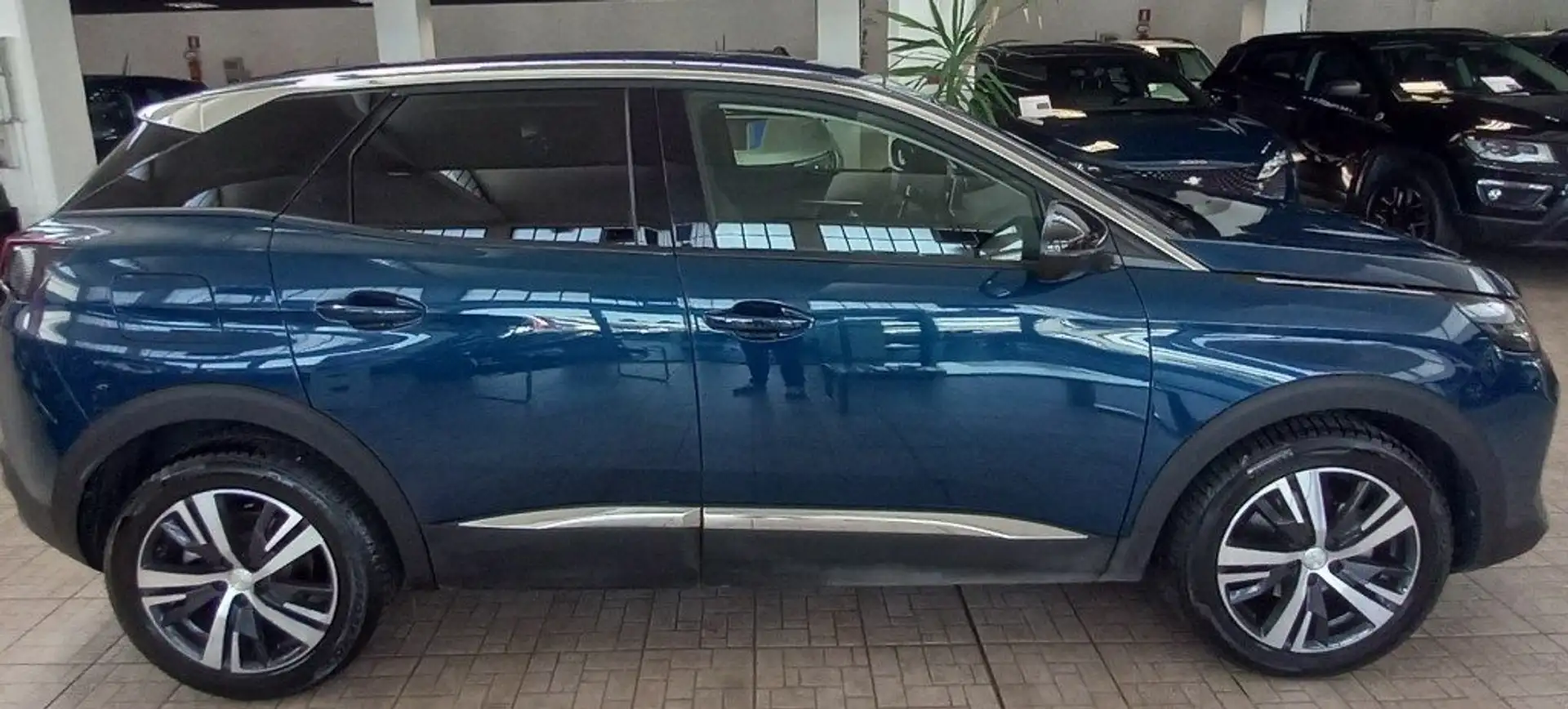 Peugeot 3008 BlueHDi 130 S&S AT8 Allure Blu/Azzurro - 2