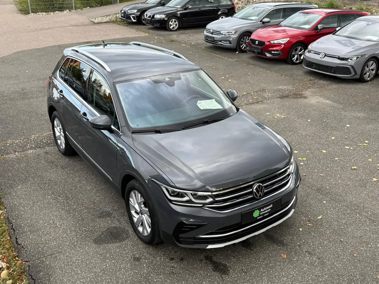 Volkswagen Tiguan 2.0 TDI DSG LED AHK APP ACC Gris - 1